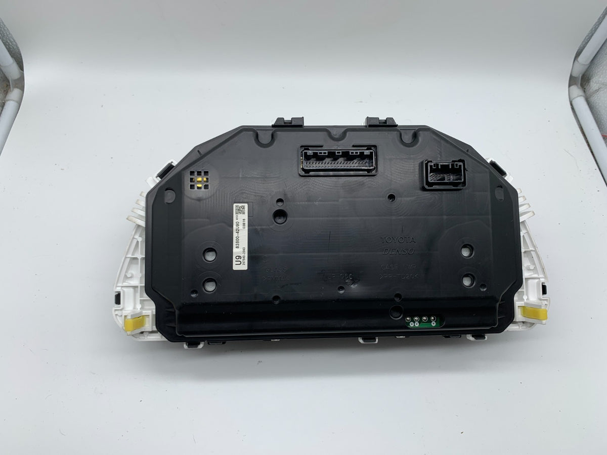 2018-2018 Toyota RAV4 RAV 4 Speedometer Cluster 70690 Miles OEM C01B56010