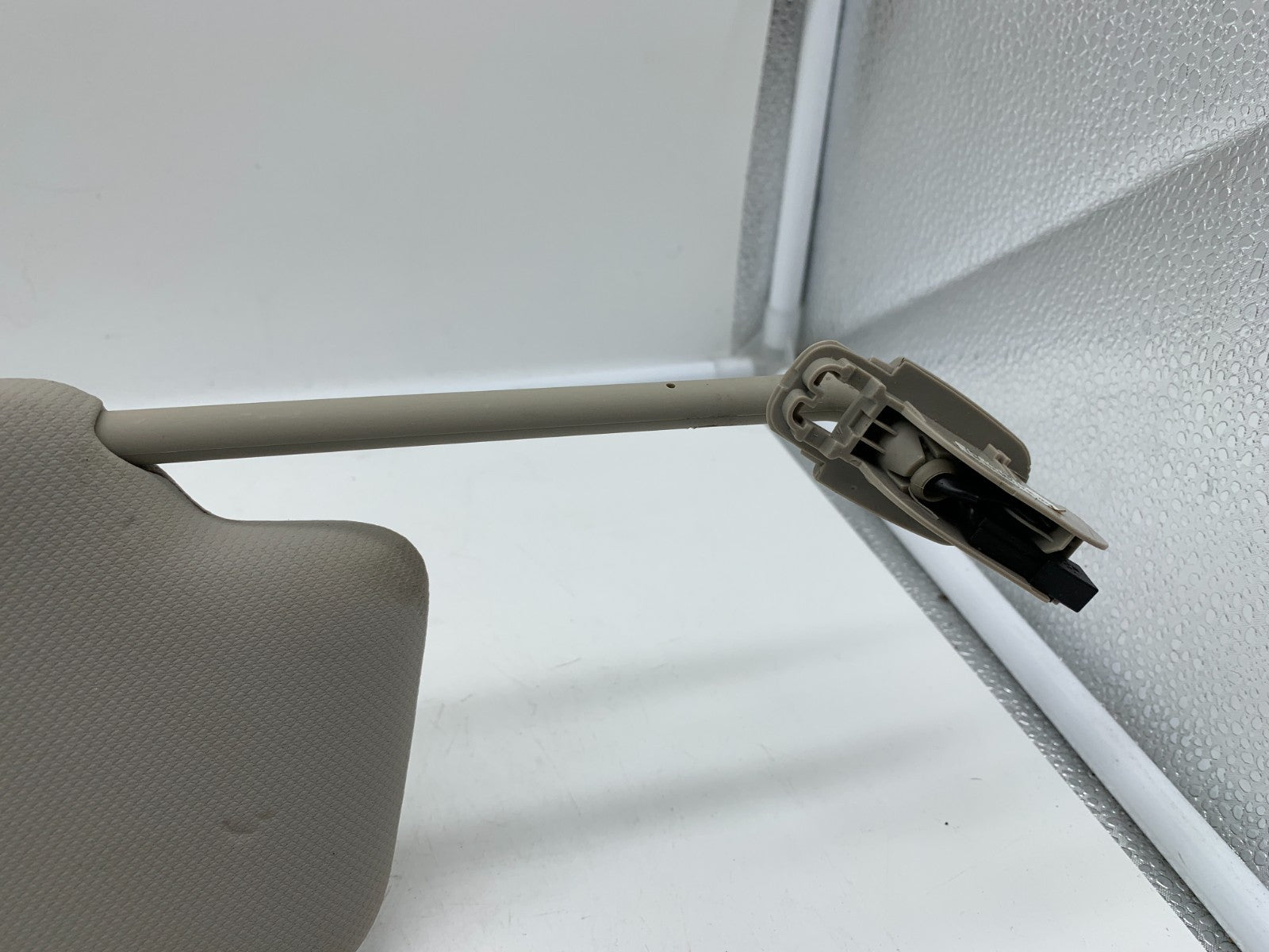 2009-2012 Audi A4 Passenger Sun Visor Gray Illuminated OEM B01B12002