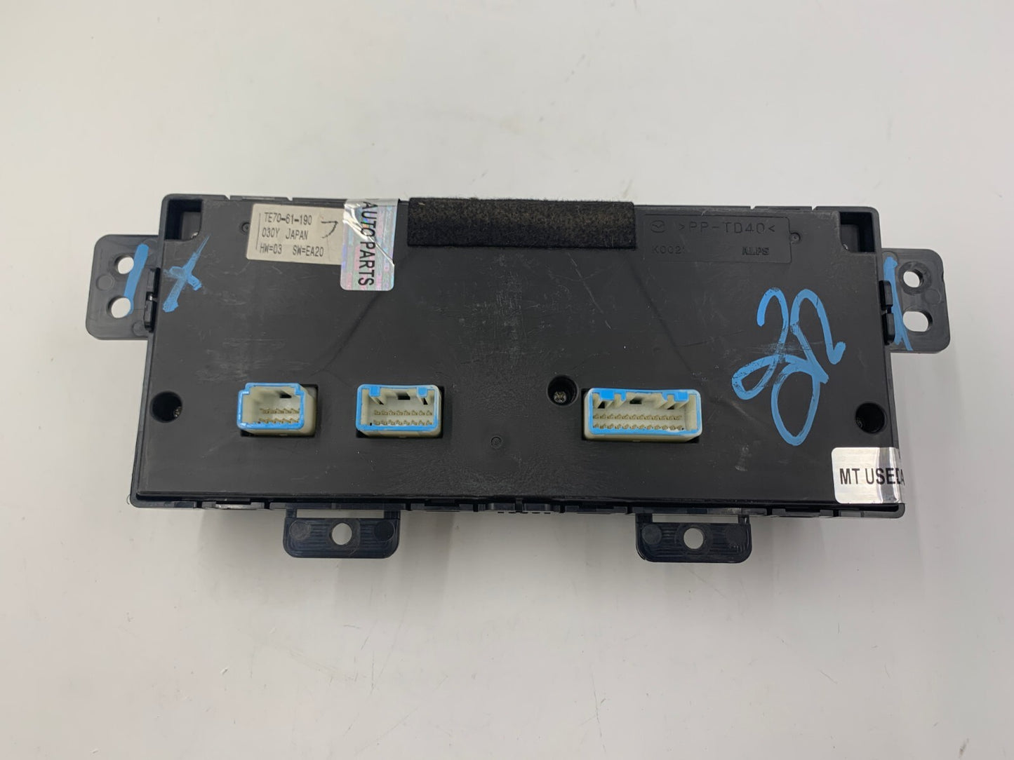 2010-2015 Mazda CX-9 CX9 AC Heater Climate Control Unit OEM D04B67009