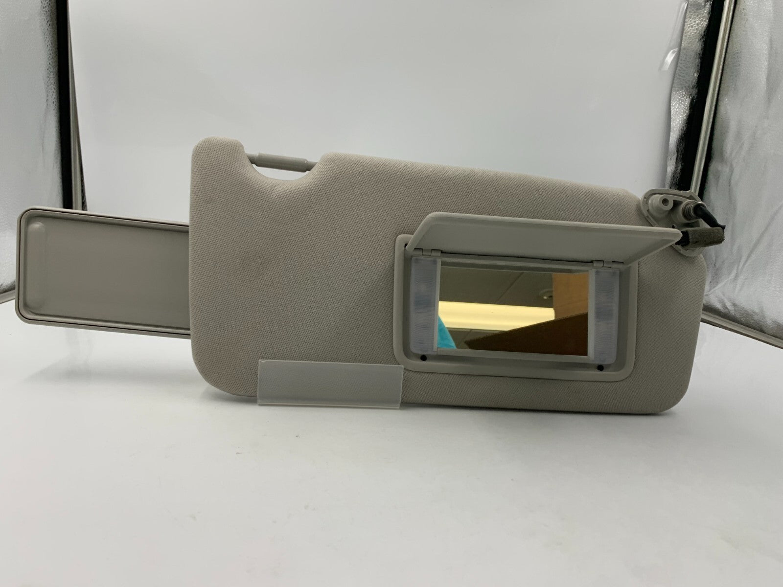 2010-2014 Subaru Legacy Passenger Sun Visor Gray Illuminated OEM C01B67006
