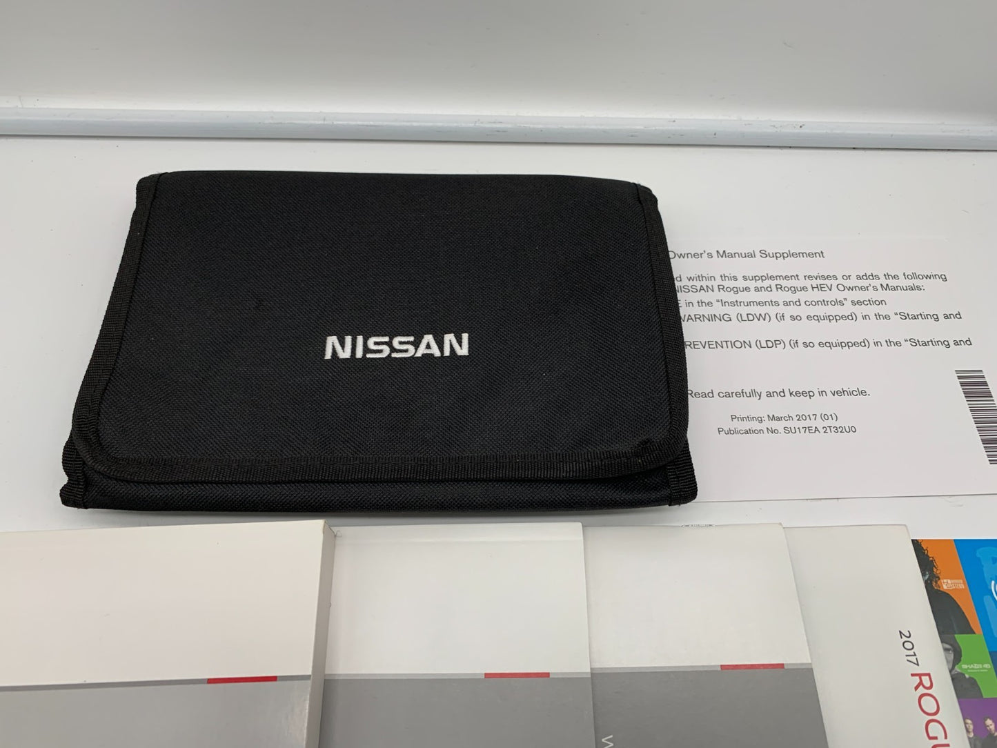2016 Nissan Rogue Owners Manual Set with Case OEM B04B27013