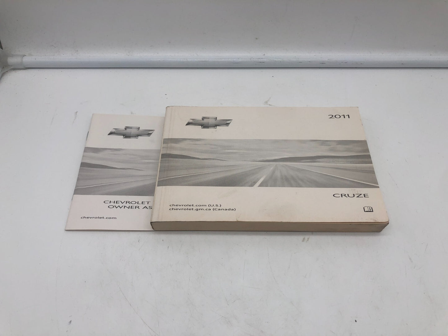 2011 Chevrolet Cruze Owners Manual Set OEM A03B35049