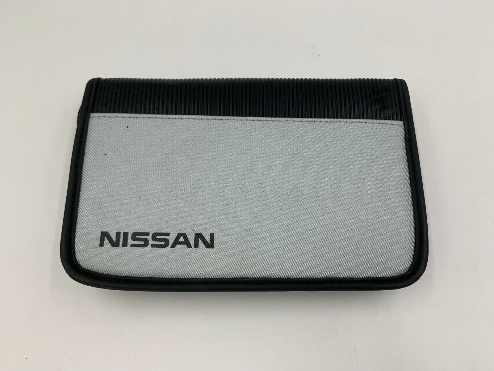 2008 Nissan Rogue Owners Manual Set with Case OEM B04B11039