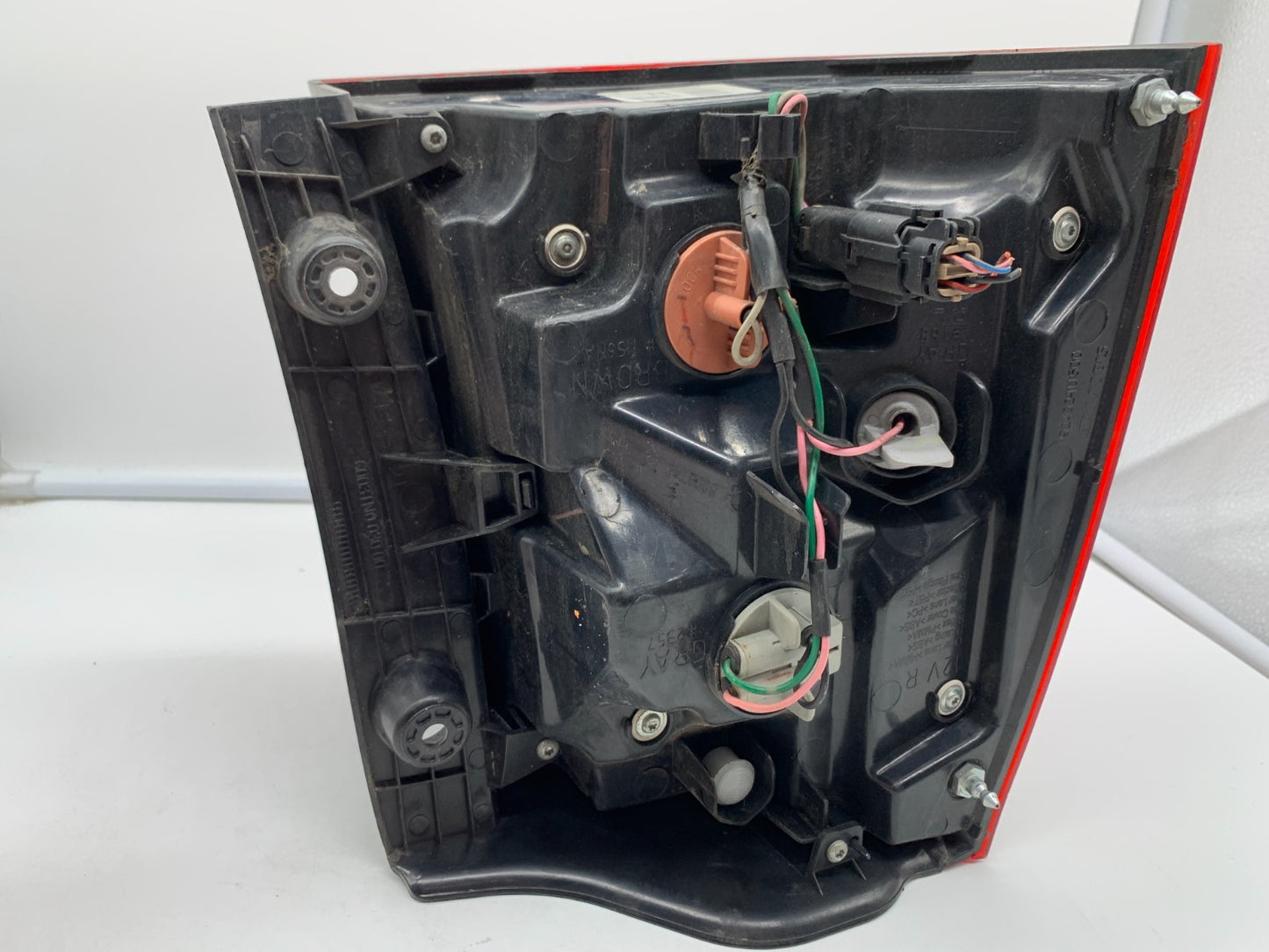 2014-2015 Kia Sorento Passenger Tail Light Quarter Panel Lamp OEM