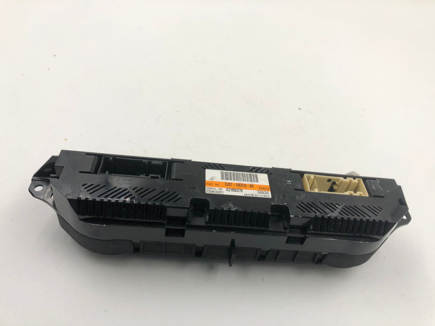 2015-2016 Ford Escape AC Heater Climate Control Unit OEM D04B05003