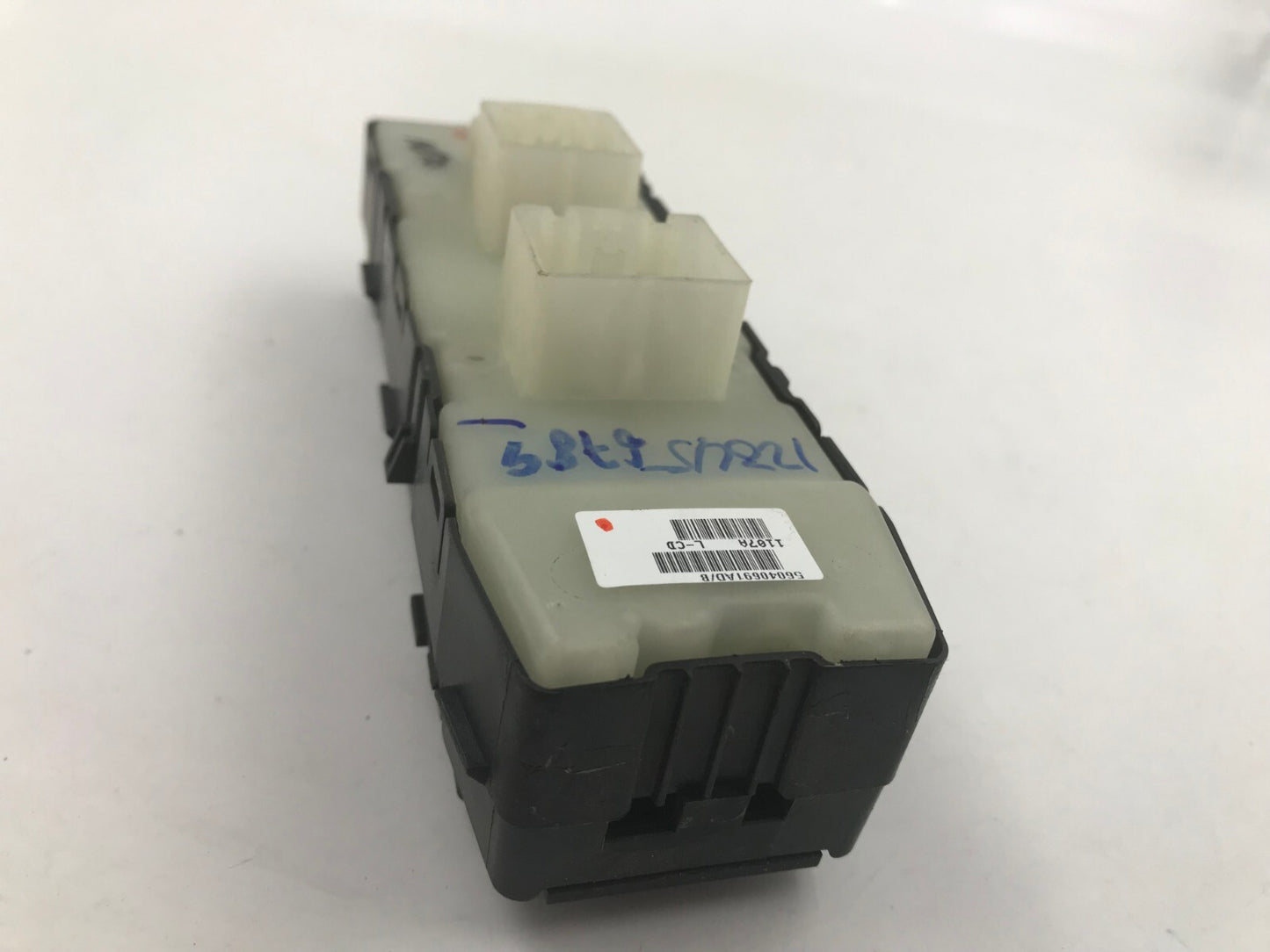 2007-2010 Jeep Compass Master Power Window Switch OEM B03B35084