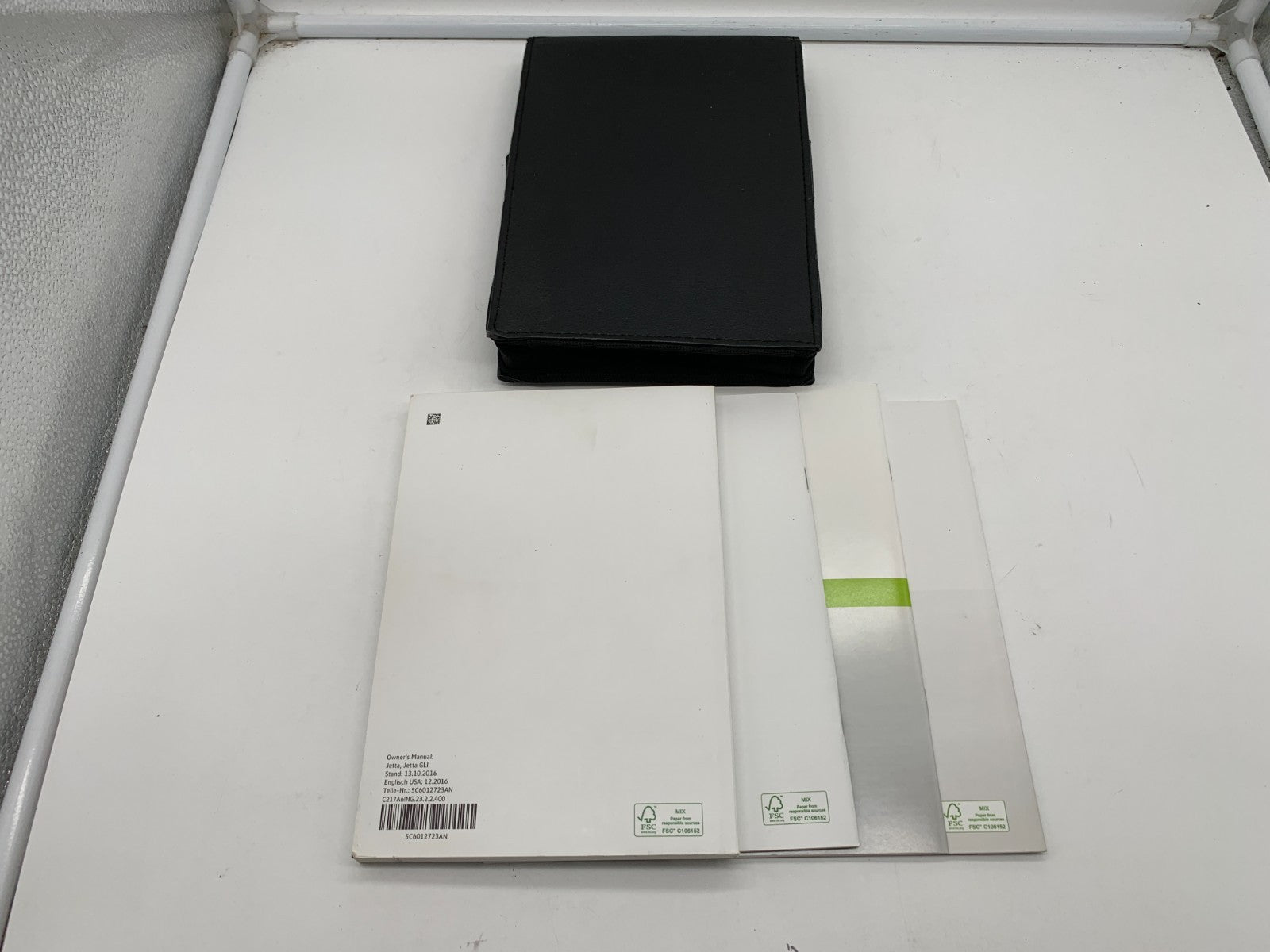 2017 Volkswagen Jetta GLI Owners Manual Set with Case OEM E04B07069