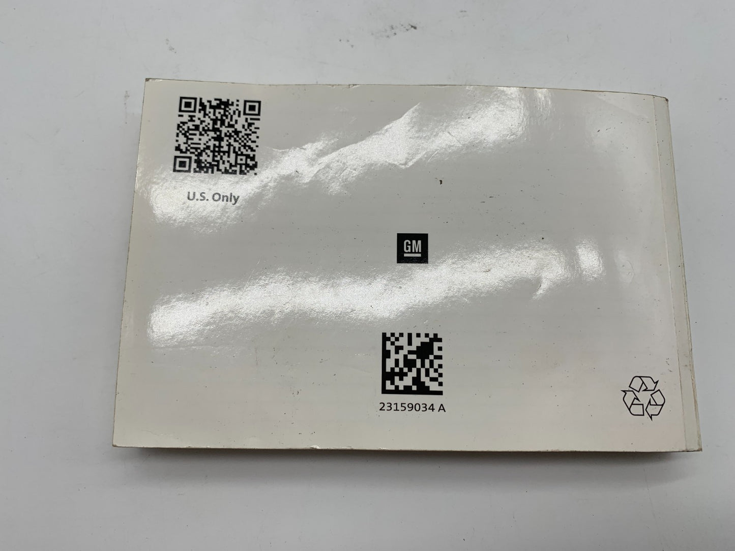 2014 Chevrolet Tahoe/Suburban Owners Manual Set with Case OEM B03B02004