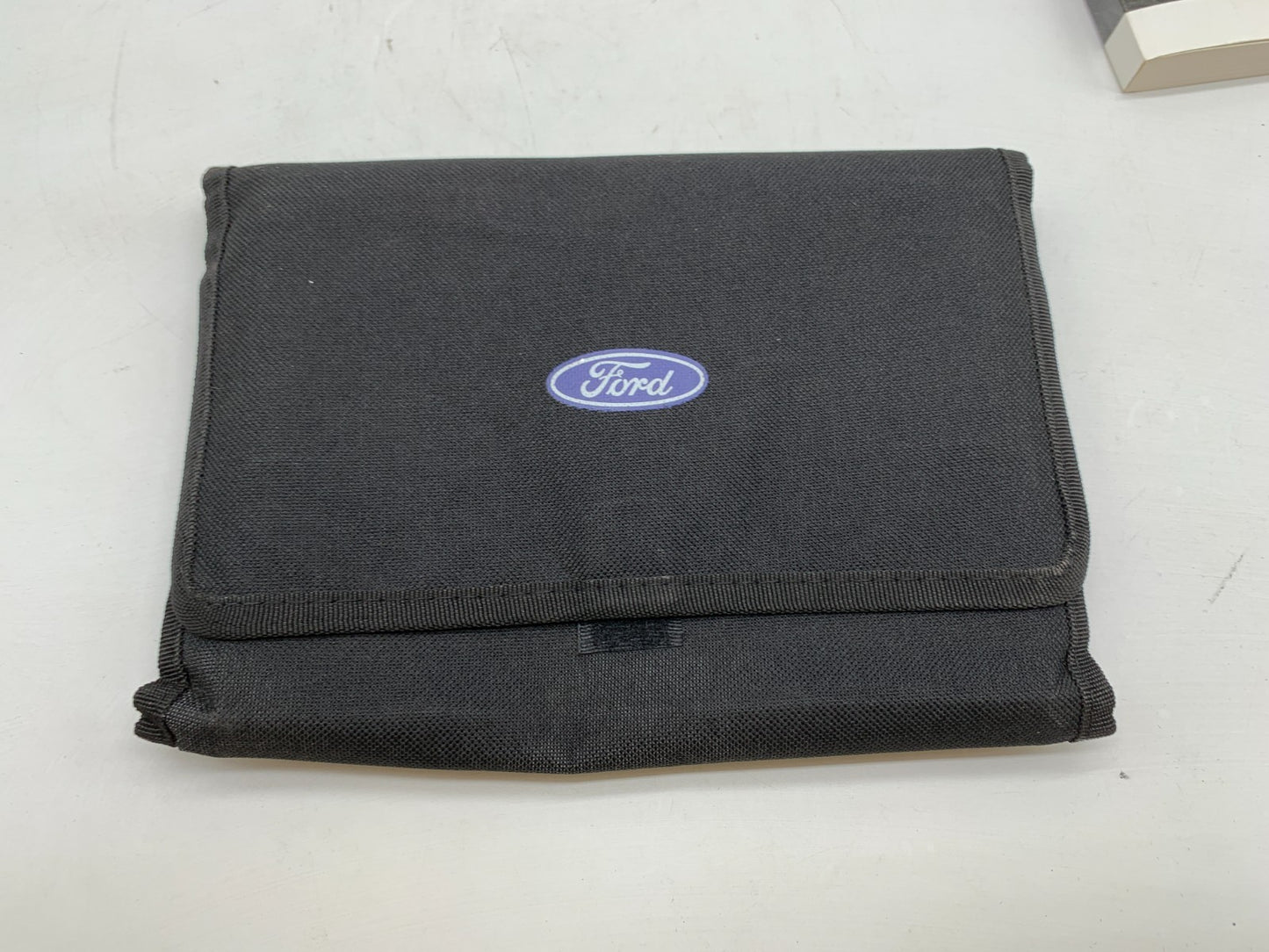 2019 Ford Escape Owners Manual Set with Case OEM B01B04003