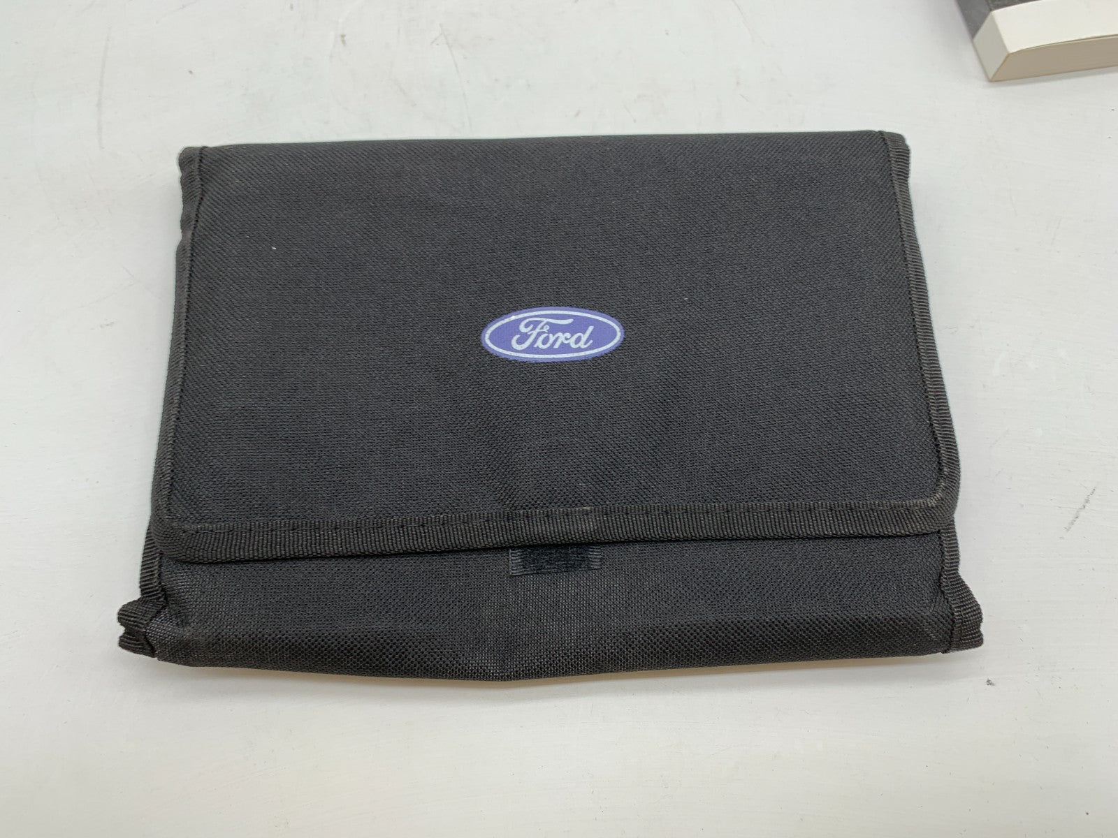 2019 Ford Escape Owners Manual Set with Case OEM B01B04003