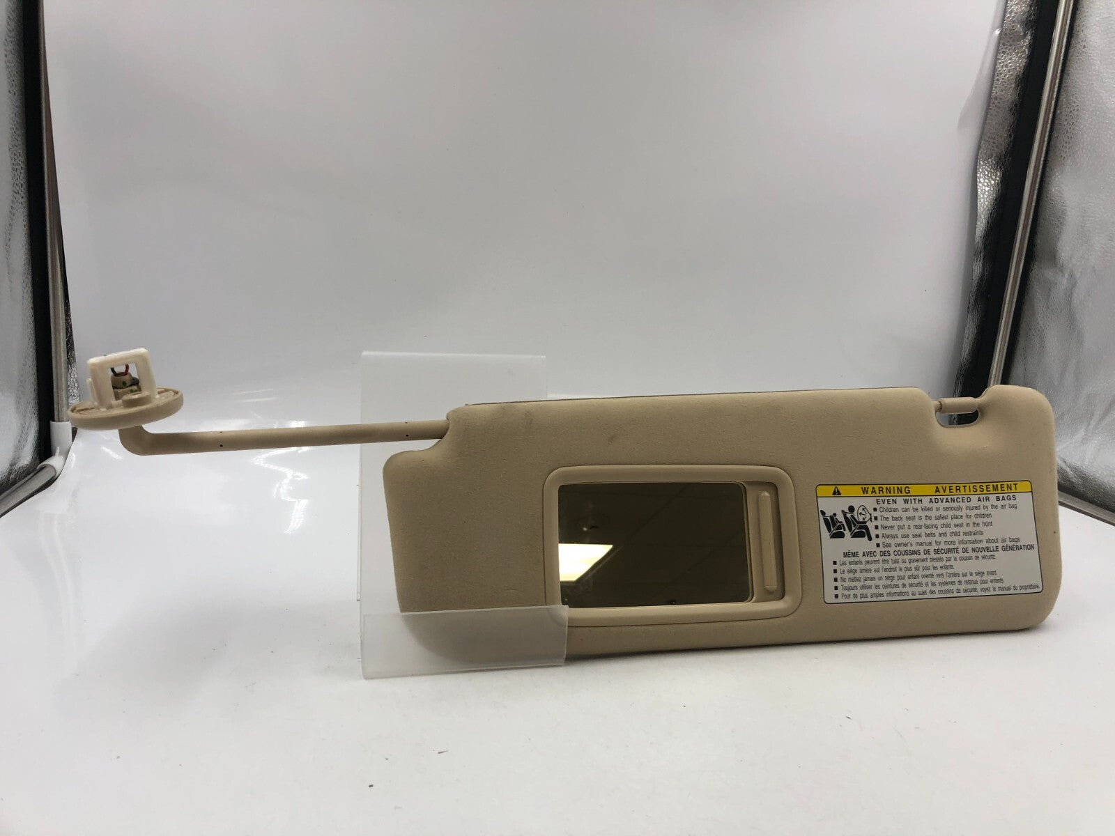 2010-2011 Lexus ES350 Driver Sun Visor Tan Illumination OEM B04B40086