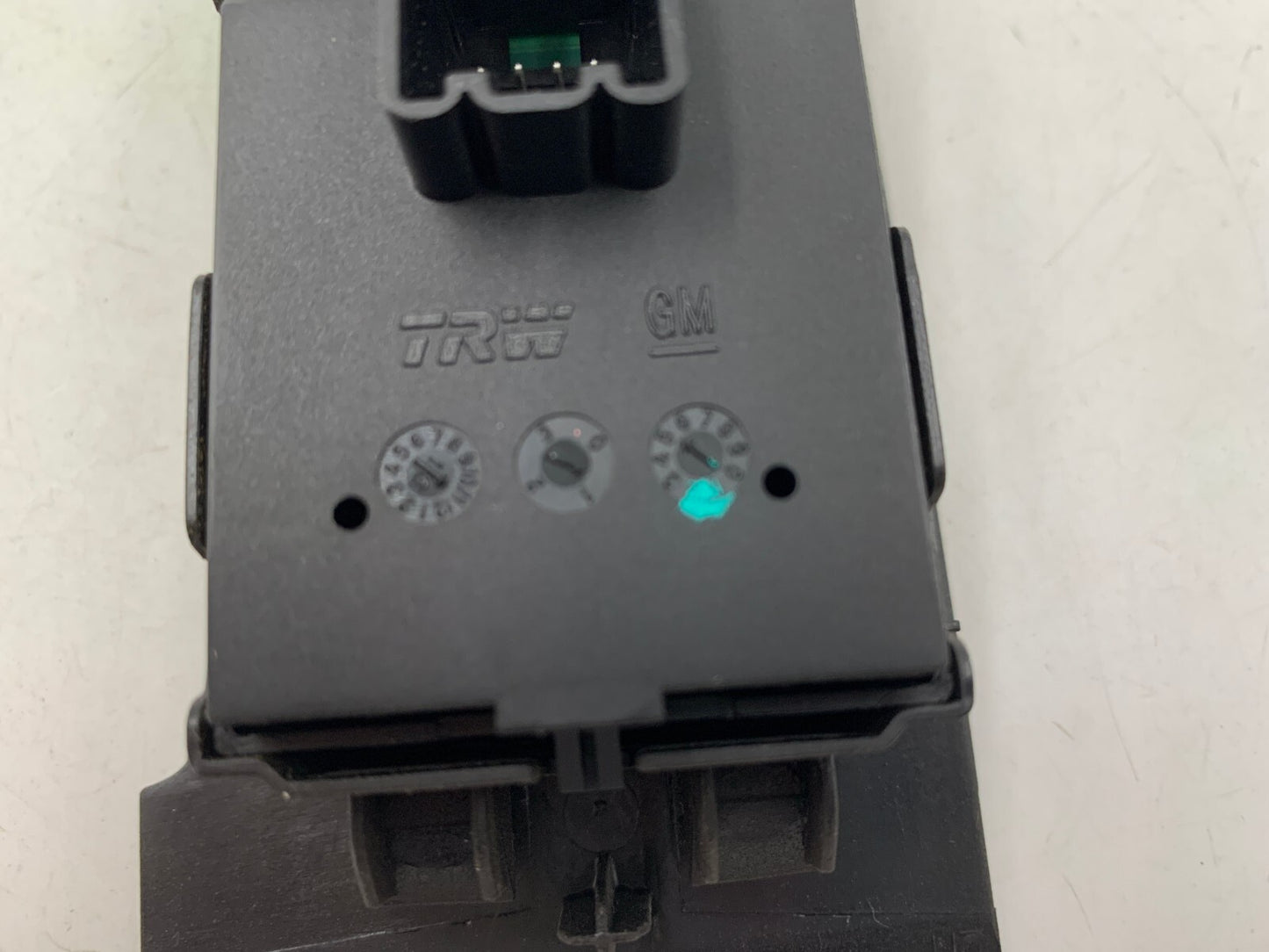 2012-2014 Buick Verano Master Power Window Switch OEM D04B10030