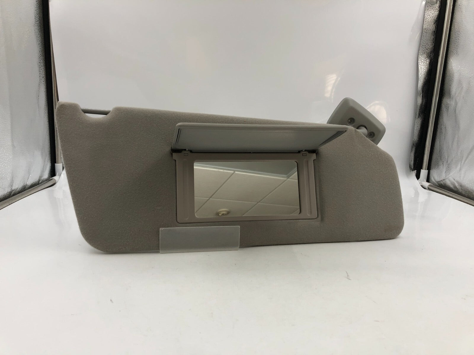 2004-2008 Ford F-150 Passenger Sun Visor Gray OEM D03B48037