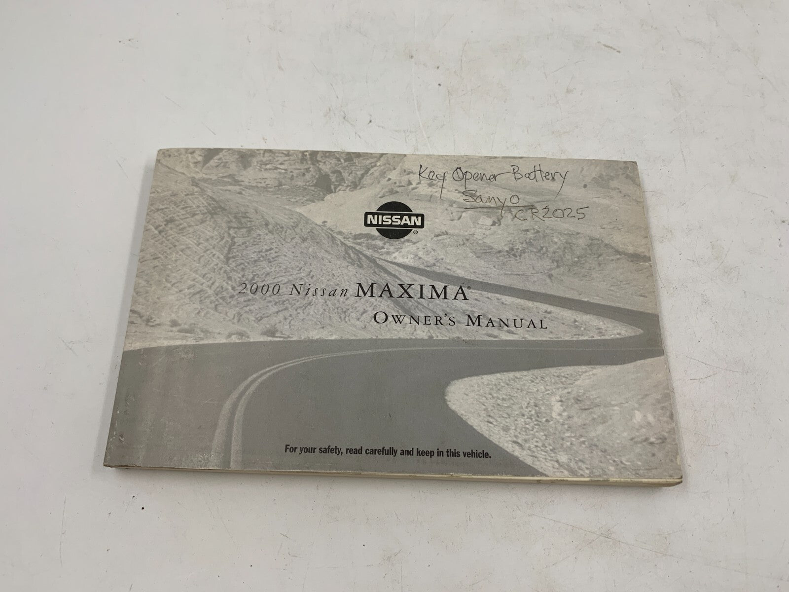 2000 Nissan Maxima Owners Manual OEM D04B56052