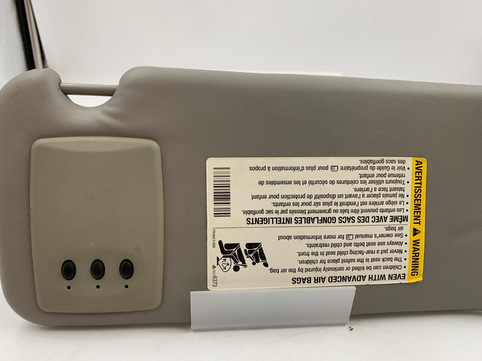 2003-2007 Cadillac CTS Driver Sun Visor Gray Illuminated OEM D02B70011