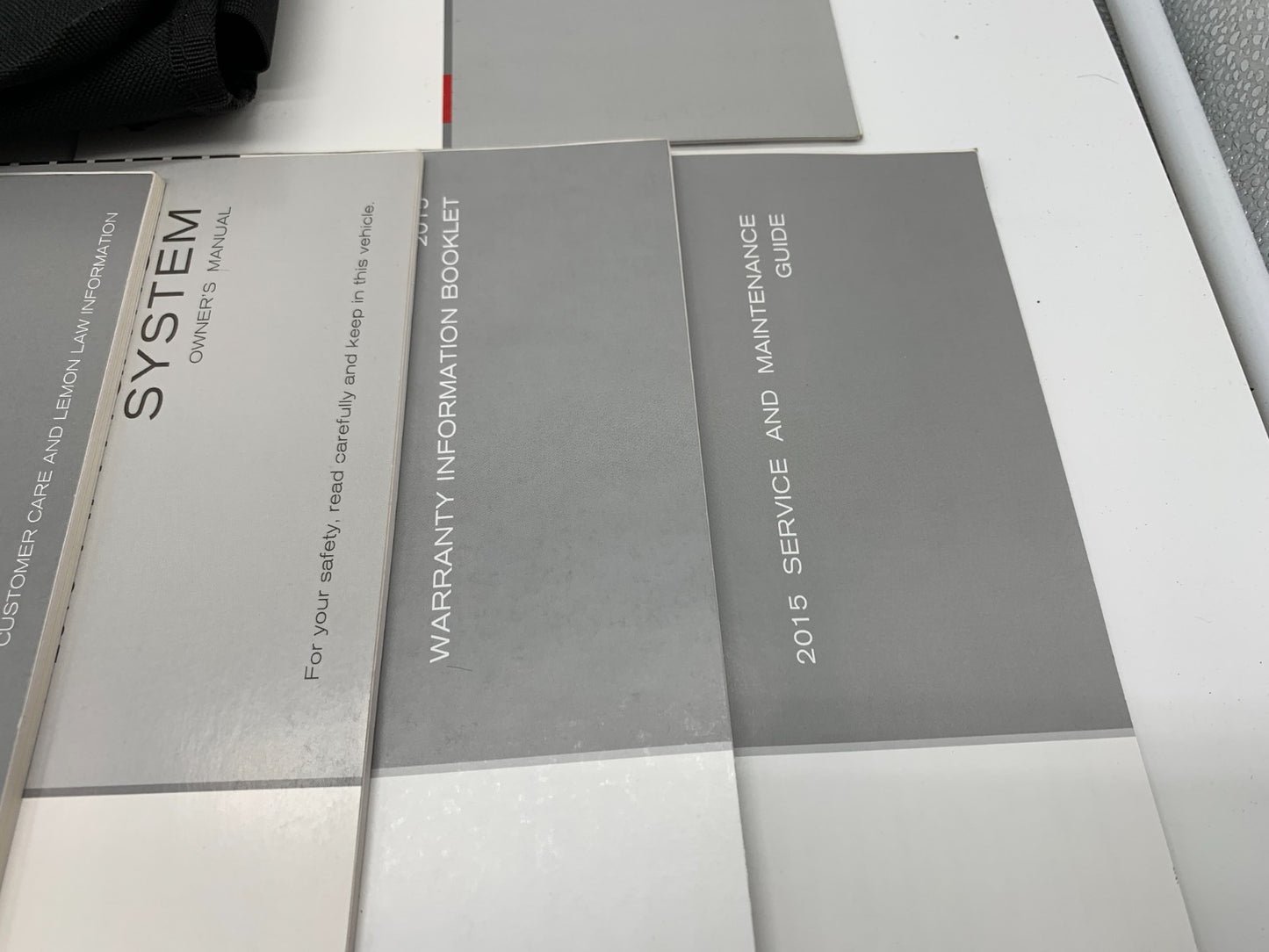 2015 Nissan Rogue Owners Manual Set with Case OEM D03B05023