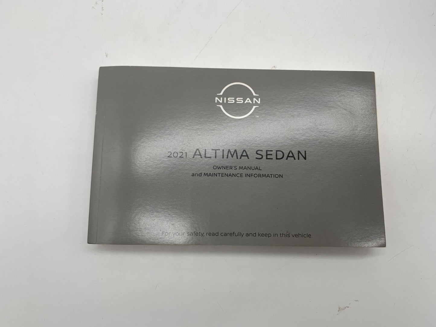 2021 Nissan Altima Sedan Owners Manual Set with Case OEM A02B55013