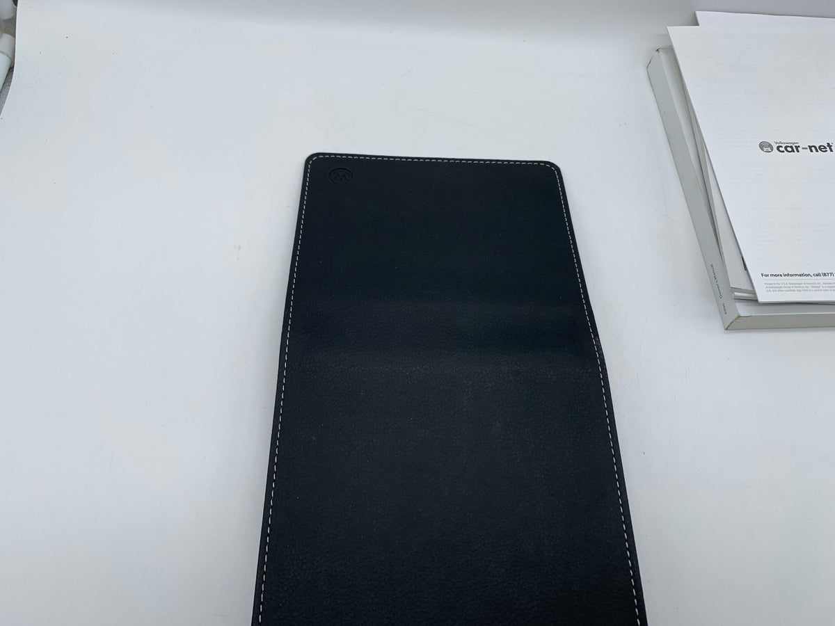 2018 Volkswagen Atlas Owners Manual Set with Case OEM R01B14020