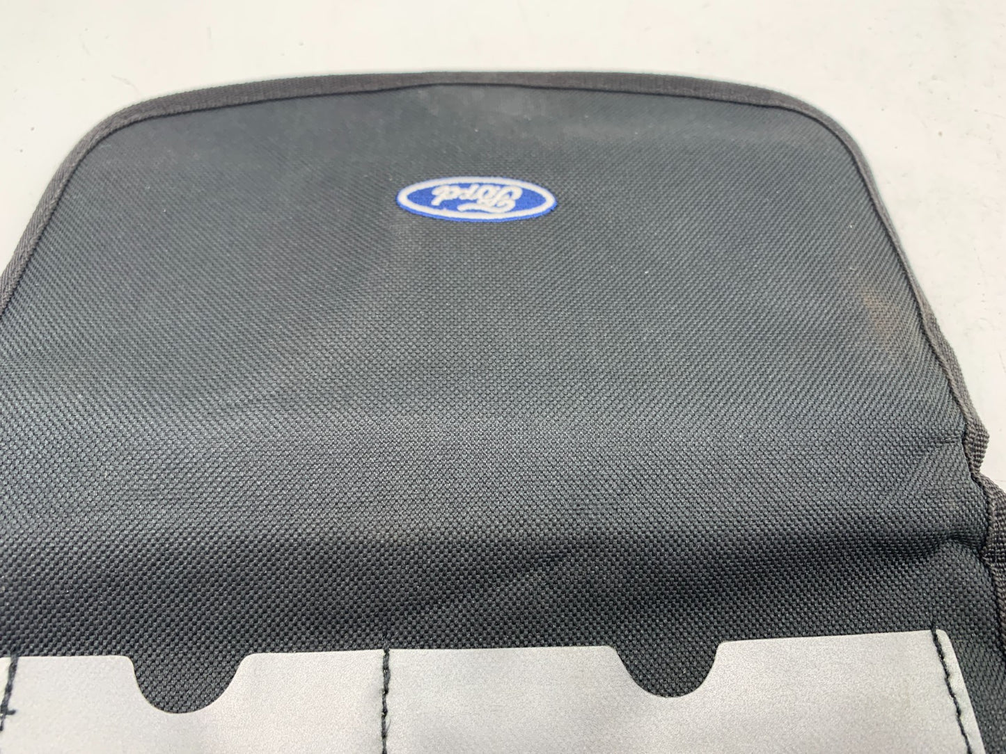 2013 Ford E-150 E150 Owners Manual Set with Case OEM A02B44045