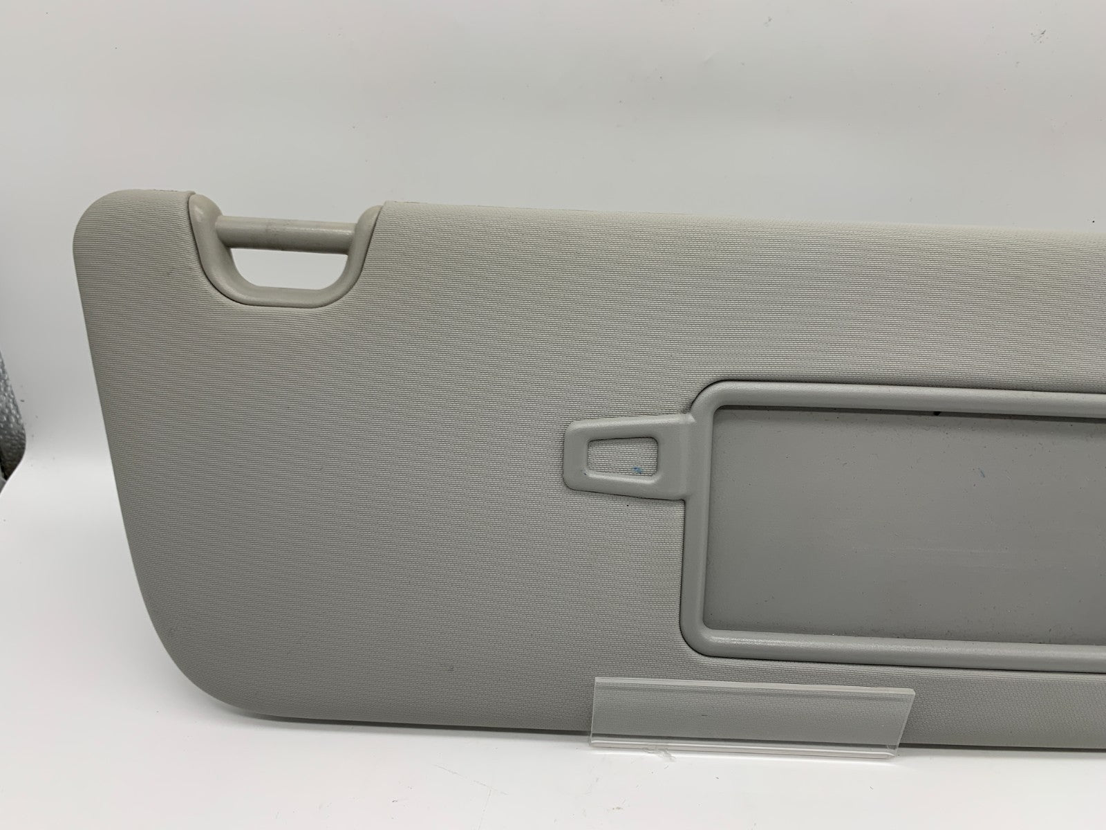 2014-2019 Kia Soul Passenger Sun Visor Gray Illuminated OEM A02B54009