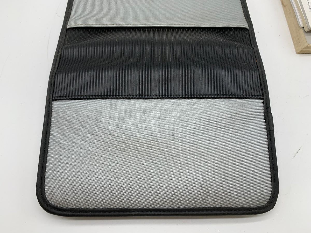 2007 Nissan Titan Owners Manual Set with Case OEM D03B14017