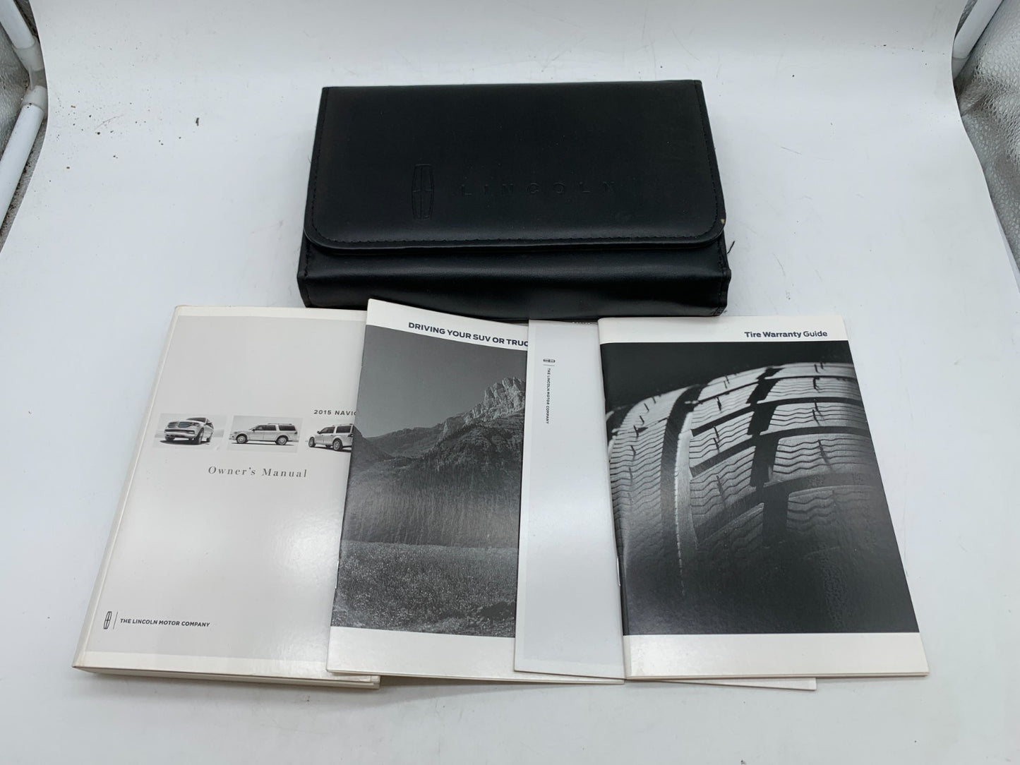 2015 Lincoln Navigator Owners Manual Set with Case OEM A03B43009