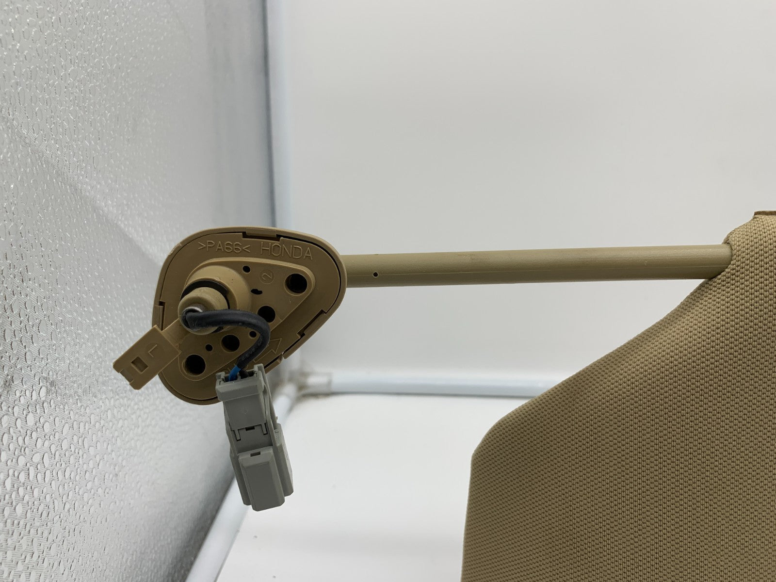 2006-2010 Honda Odyssey Driver Sun Visor Illuminated Brown OEM