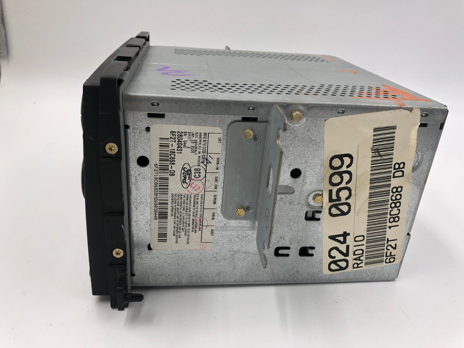 2006-2007 Ford Freestar AM FM Radio CD Player Receiver OEM C04B01048