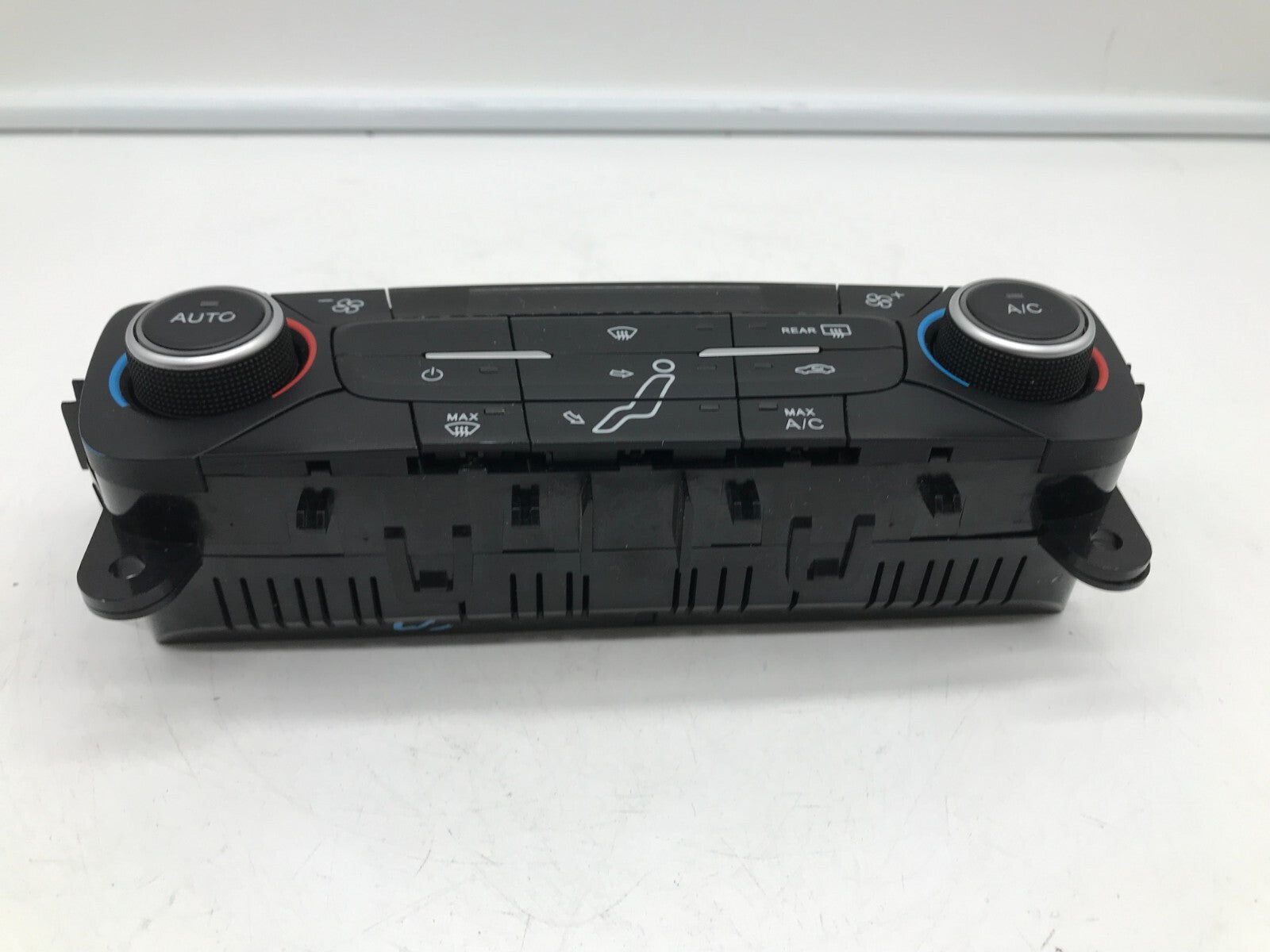 2015-2018 Ford Focus AC Heater Climate Control OEM E02B65015
