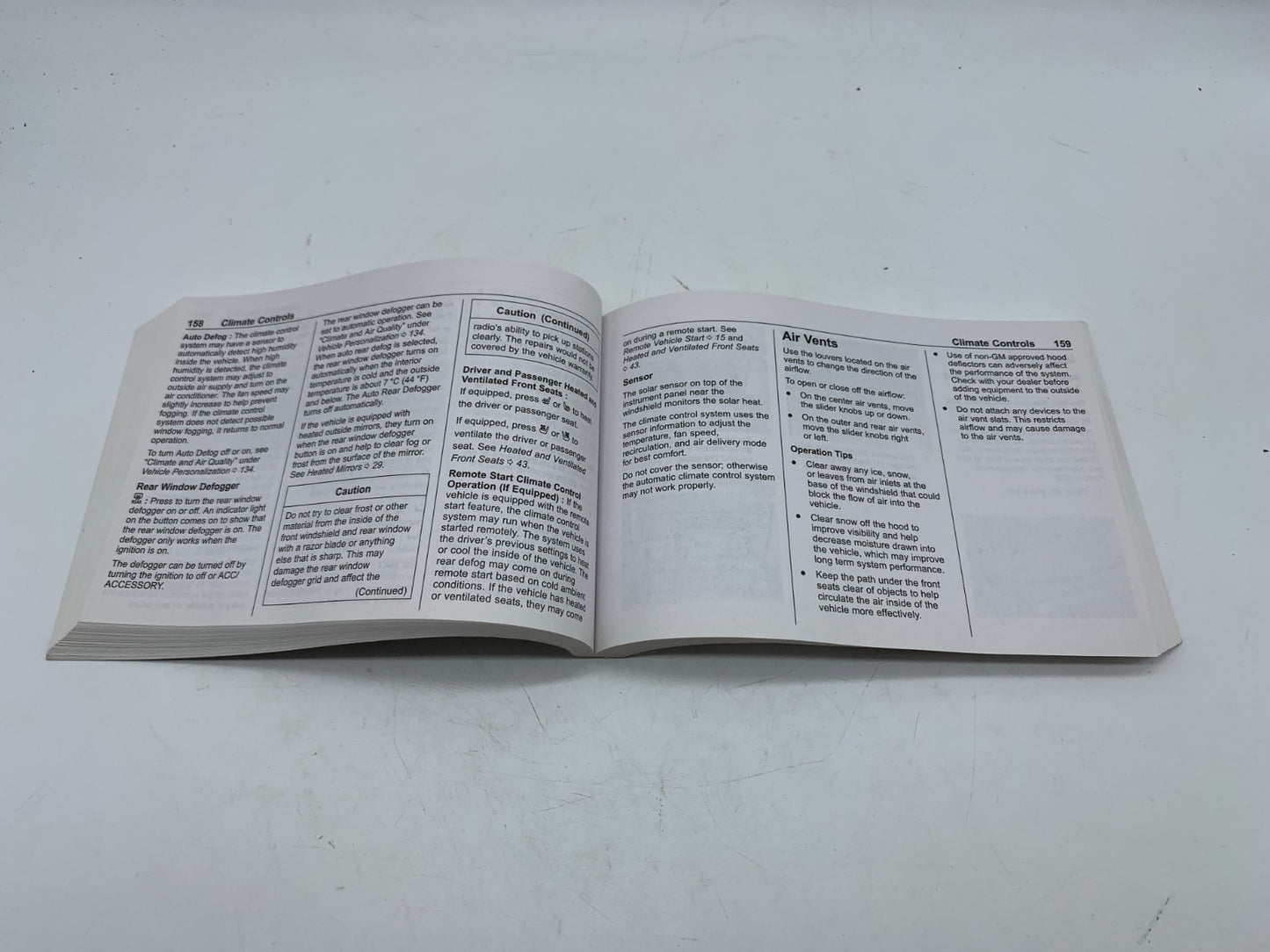2020 Chevrolet Equinox Owners Manual OEM D02B20016