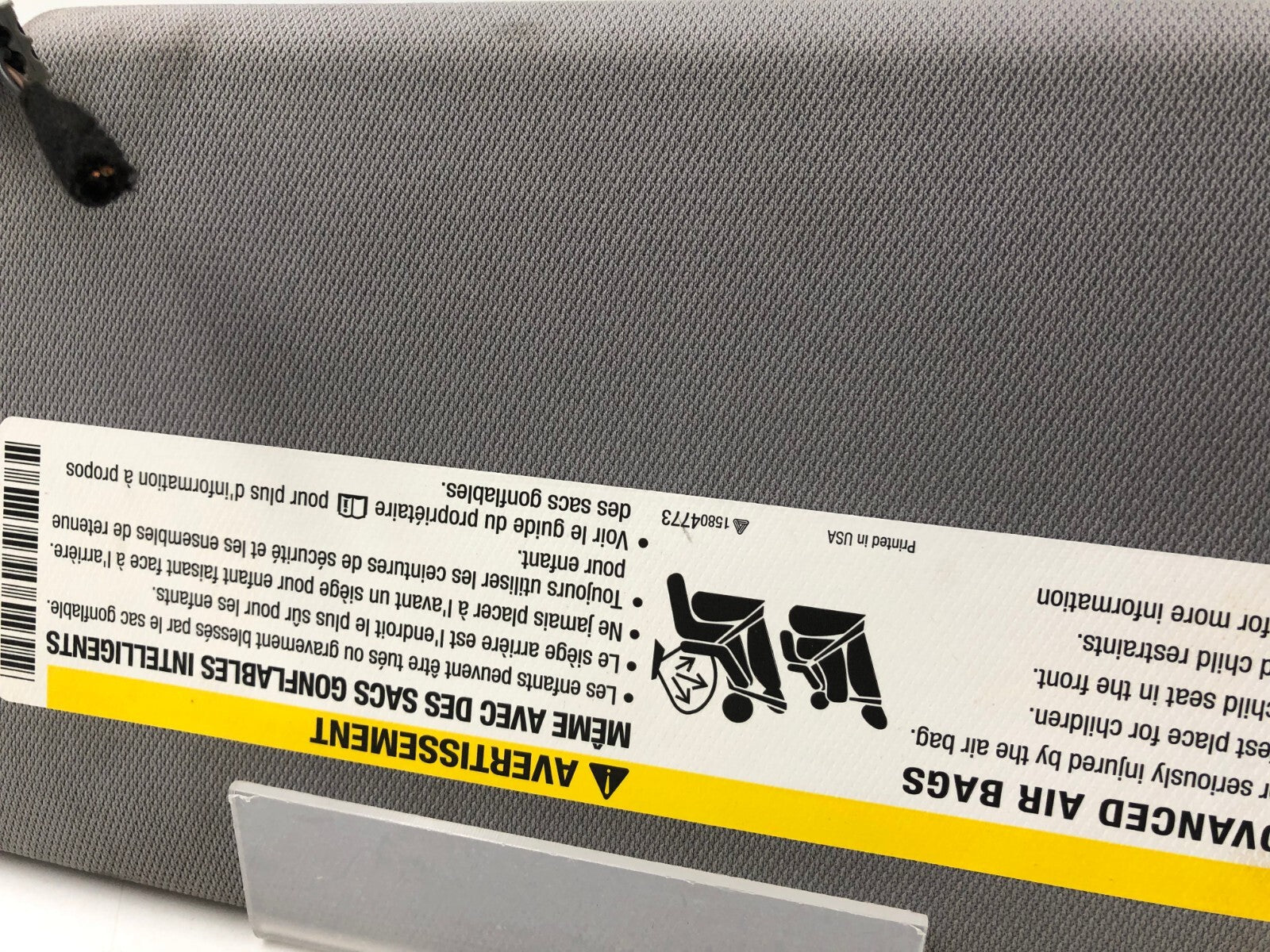 2016-2020 Chevrolet Malibu Passenger Sun Visor Illuminated OEM B01B02039