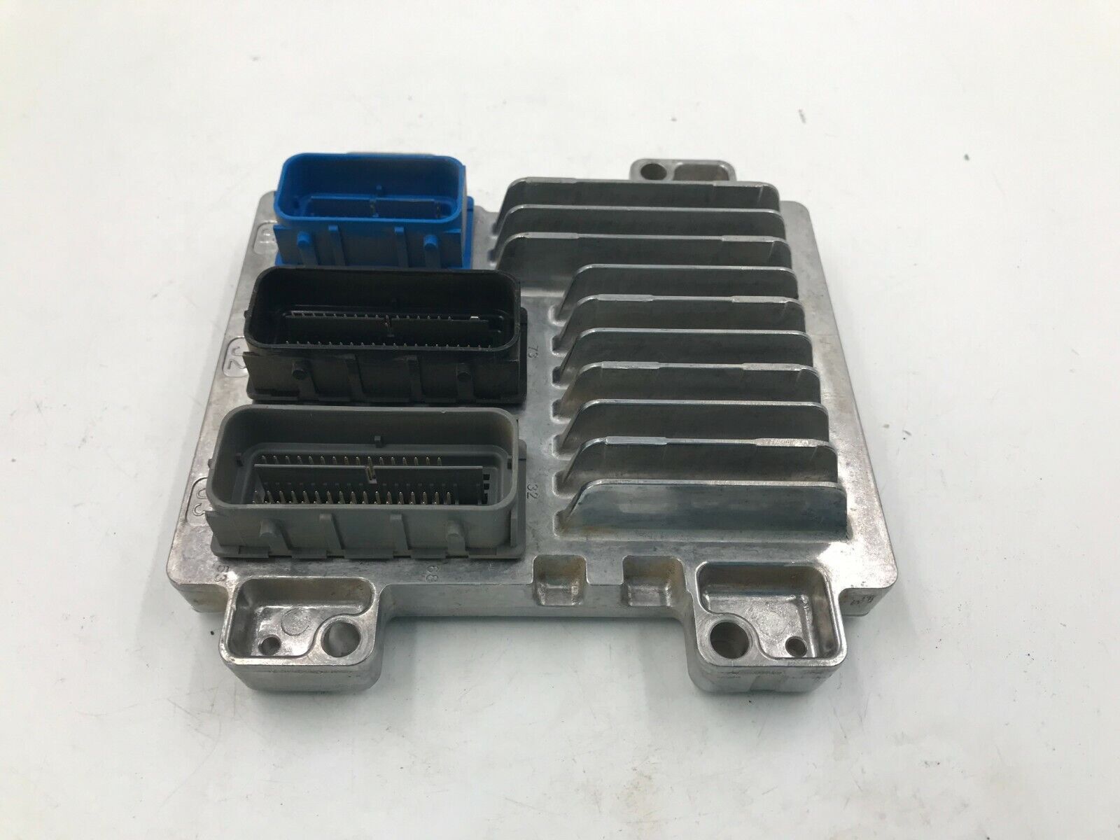 2017-2020 Chevrolet Trax Engine Control Module Unit ECU ECM OEM C03B31006