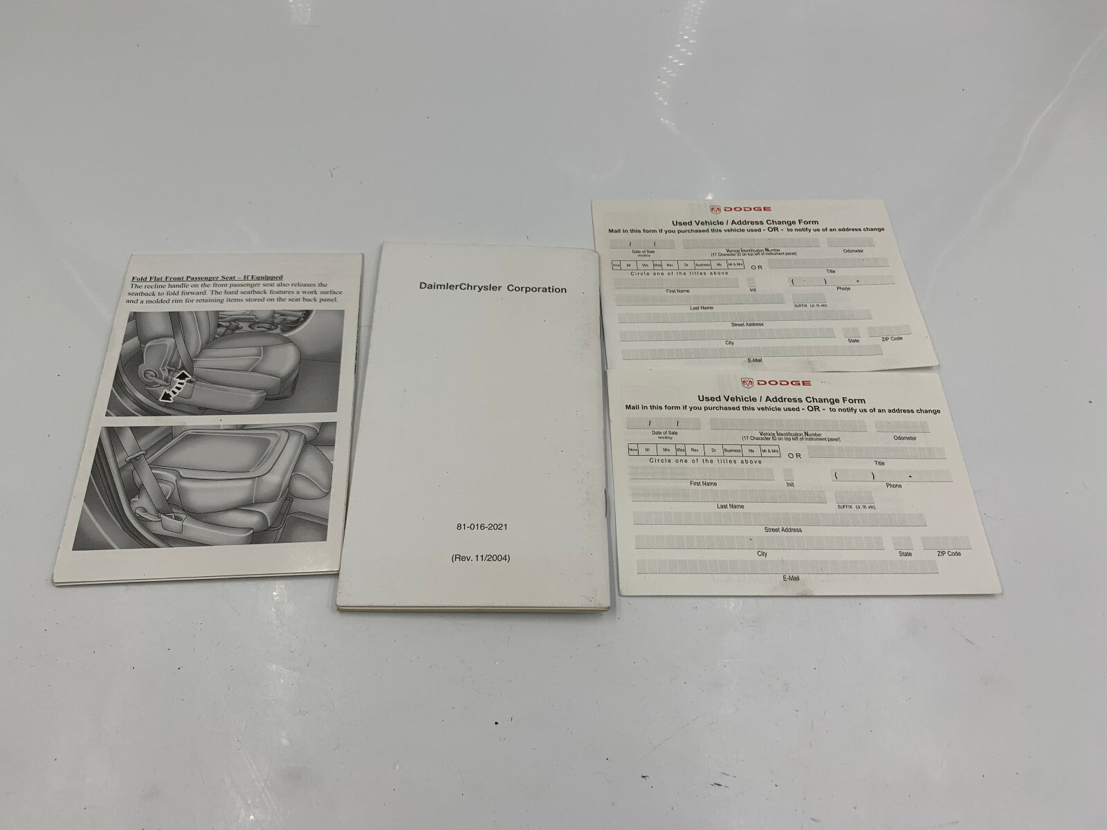 2008 Dodge Avenger Owners Manual Set with Case OEM E03B34023