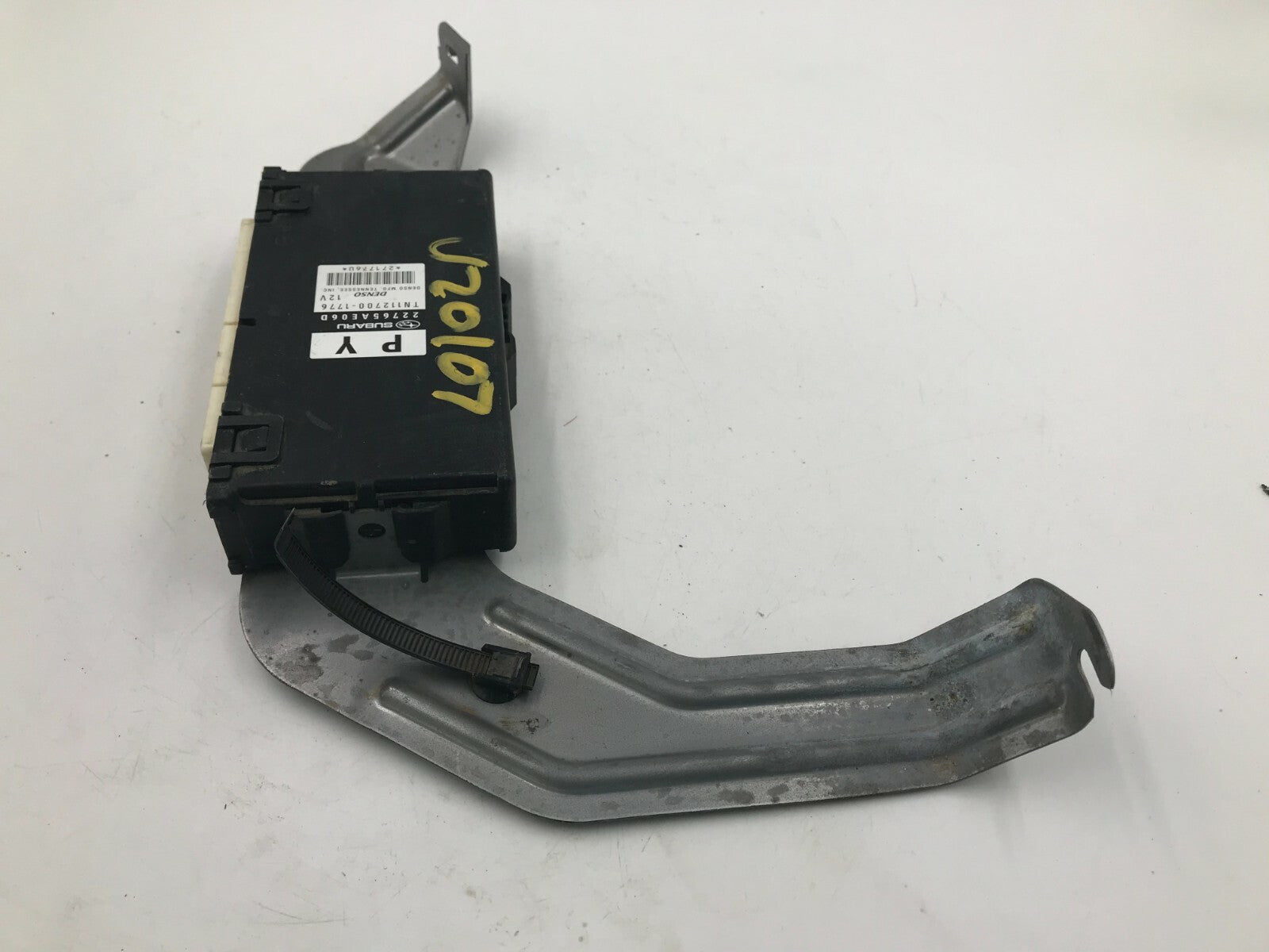 2013-2014 Subaru Legacy Engine Control Module Unit ECU ECM OEM D04B19032