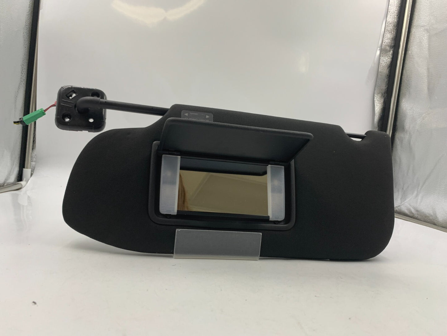 2013-2018 Ford Taurus Driver Sun Visor Sunvisor Black Illuminated OEM D01B30083