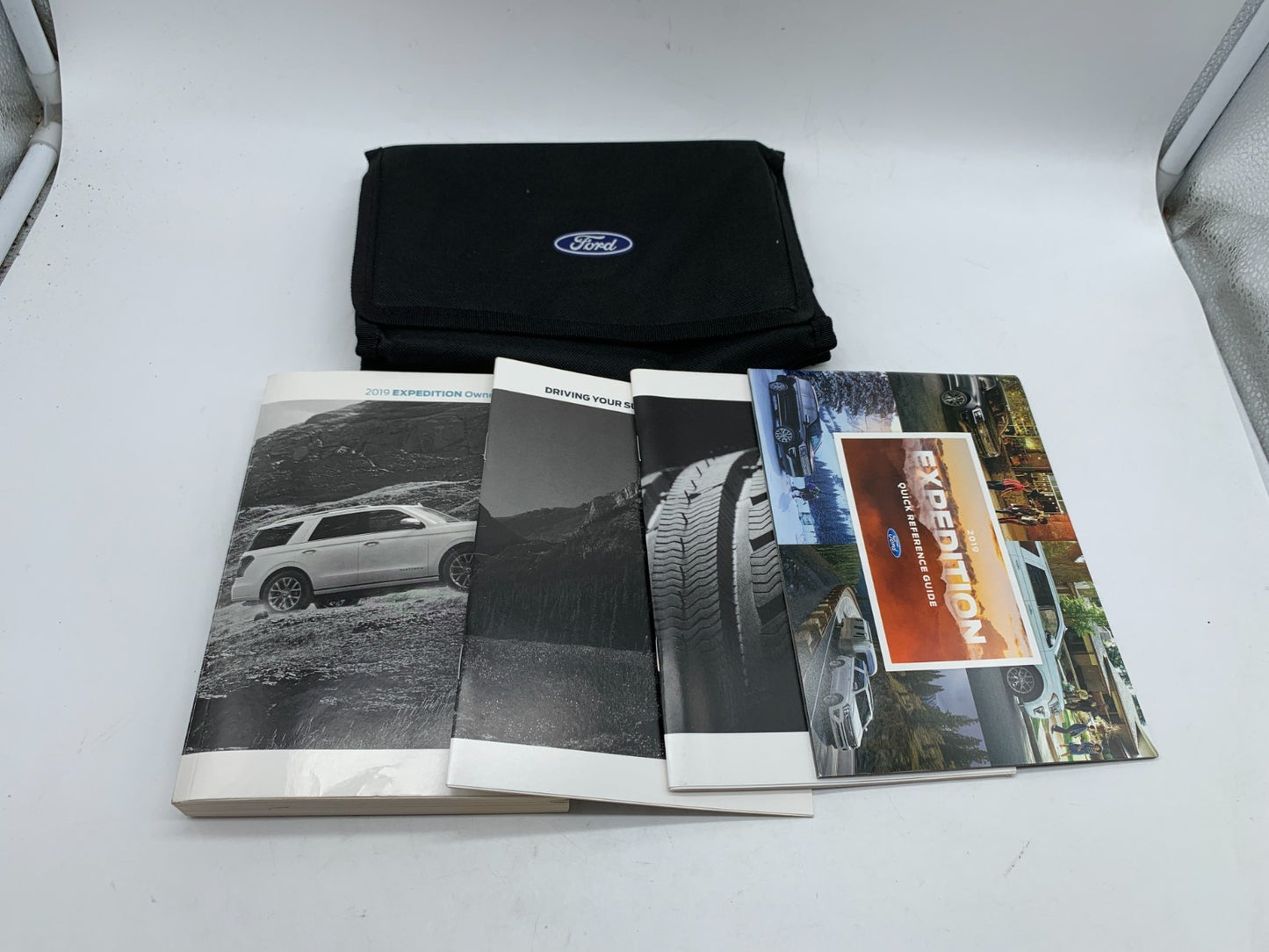 2019 Ford Expedition Owners Manual Set with Case OEM D02B09040
