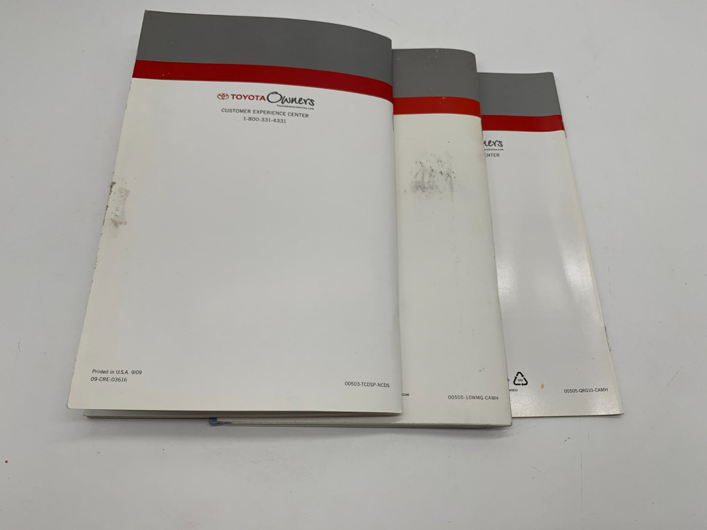 2010 Toyota Camry Owners Manual Set OEM C01B35006