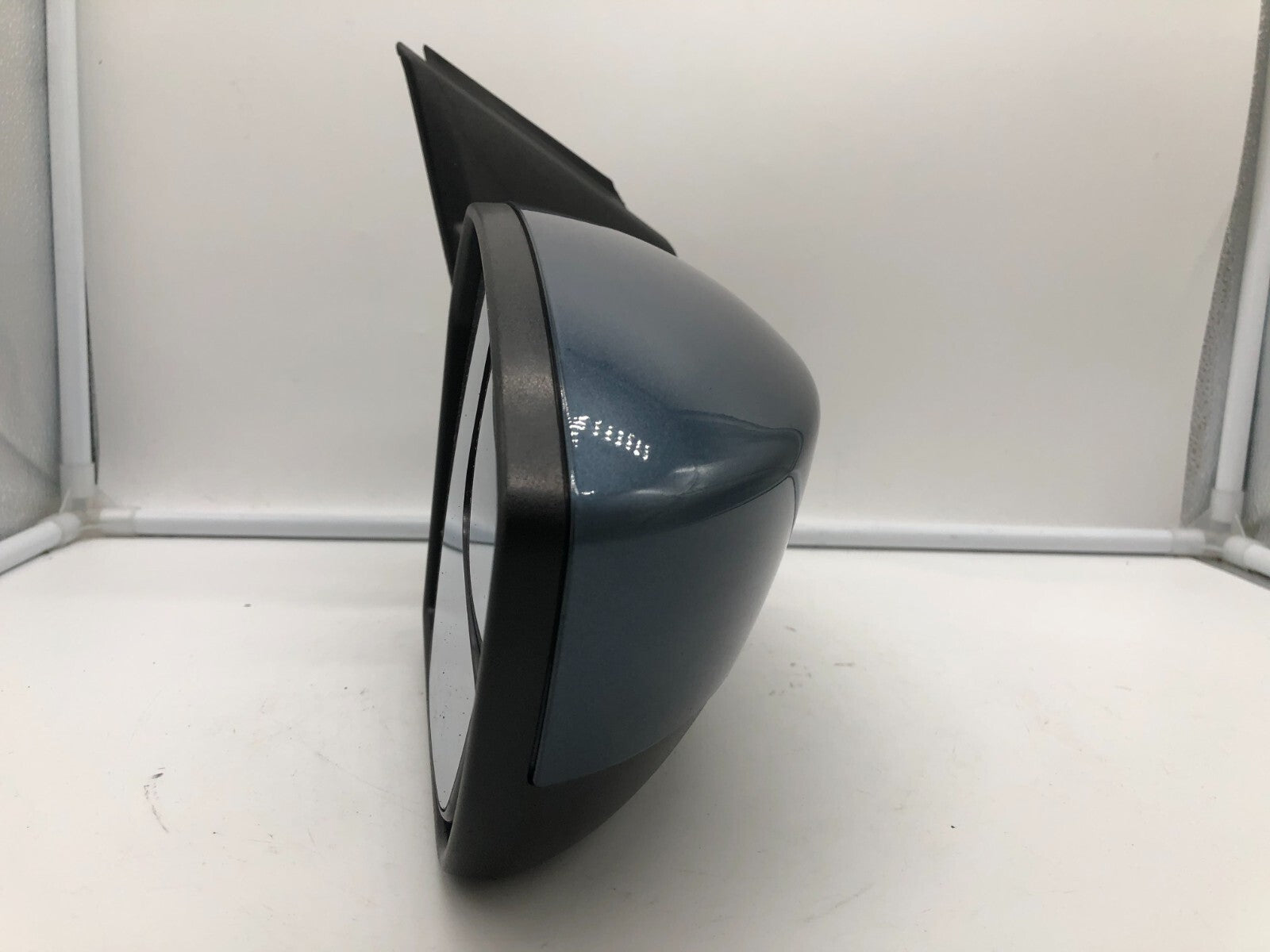 2017-2019 Ford Escape Passenger Side View Power Door Mirror Blue OEM C04B43045