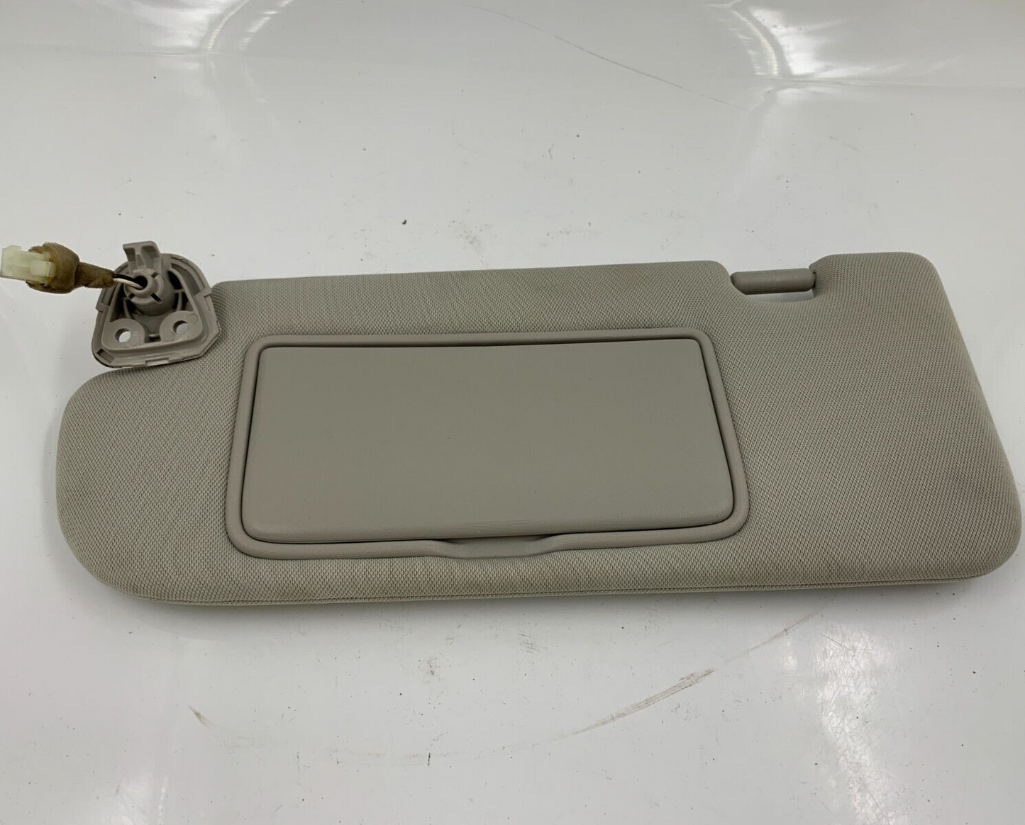 2005-2006 Lexus ES330 Driver Sun Visor Gray Illumination OEM D03B54034