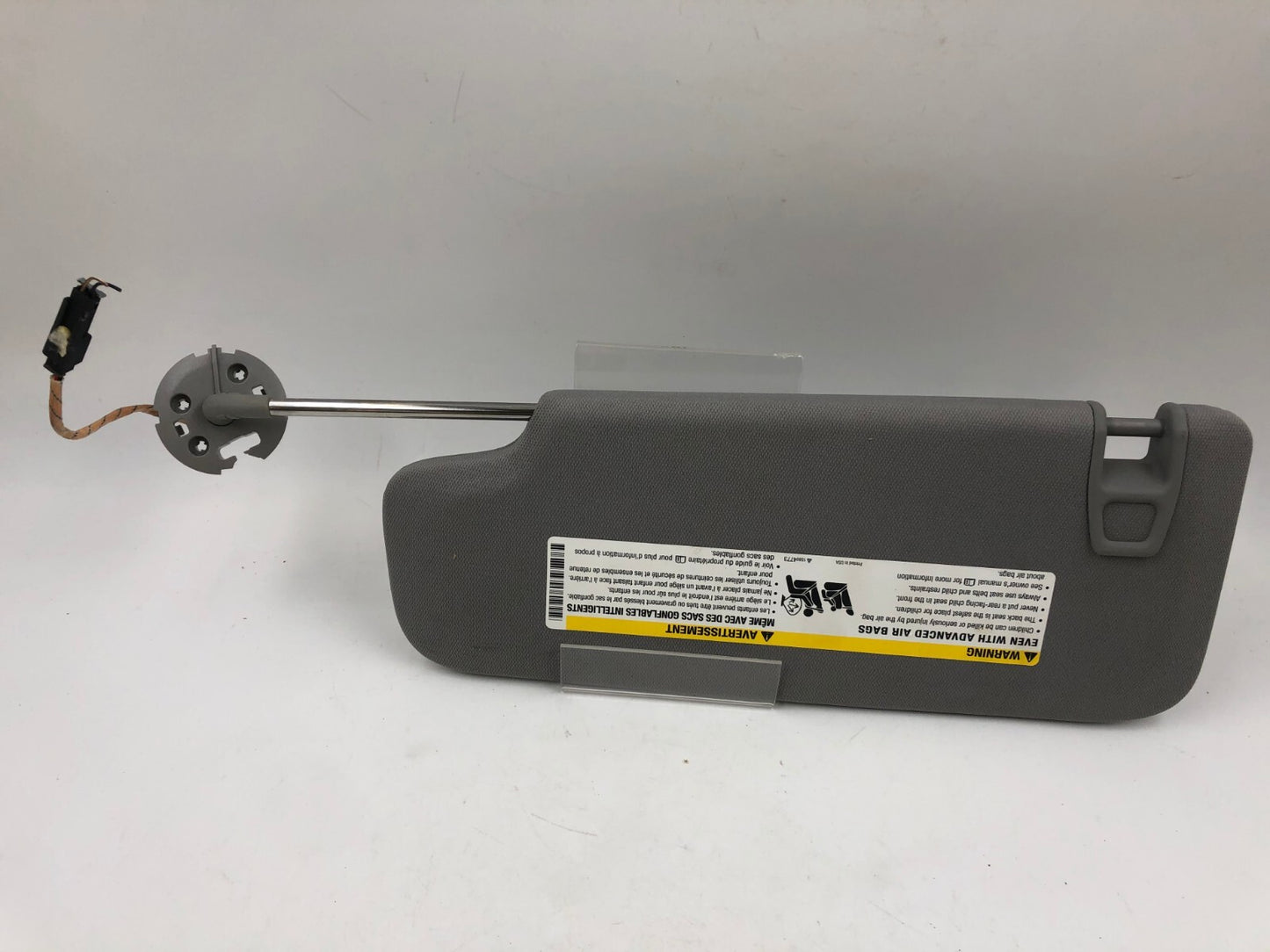 2016-2021 Chevrolet Malibu Passenger Sun Visor Illuminated OEM D01B19004