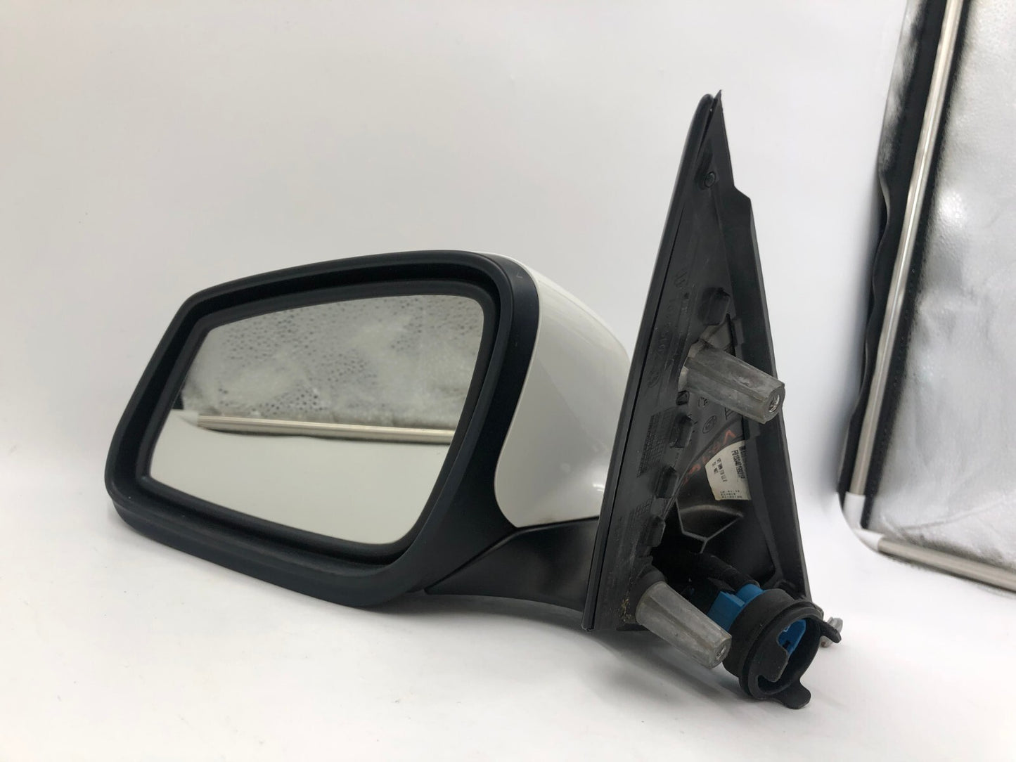 2011-2012 BMW 535i Driver Side View Power Door Mirror White OEM C03B61018