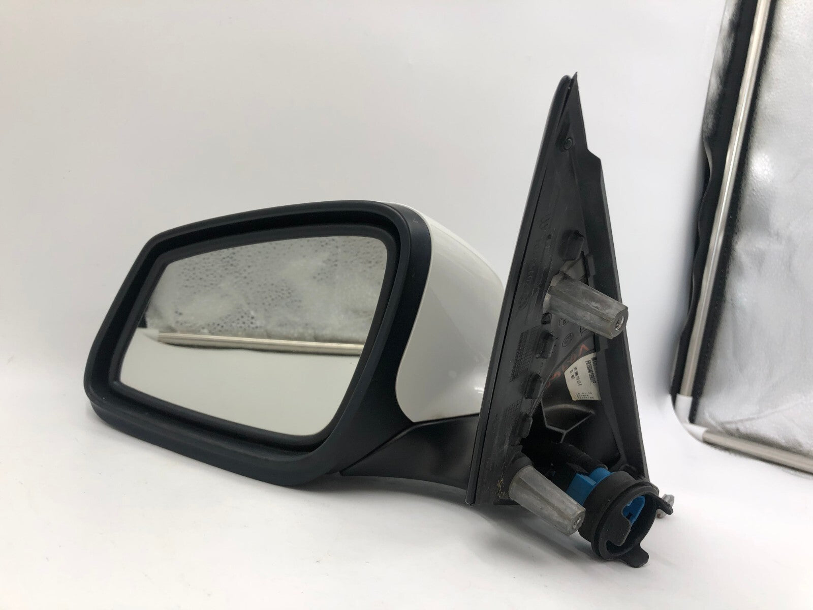 2011-2012 BMW 535i Driver Side View Power Door Mirror White OEM C03B61018