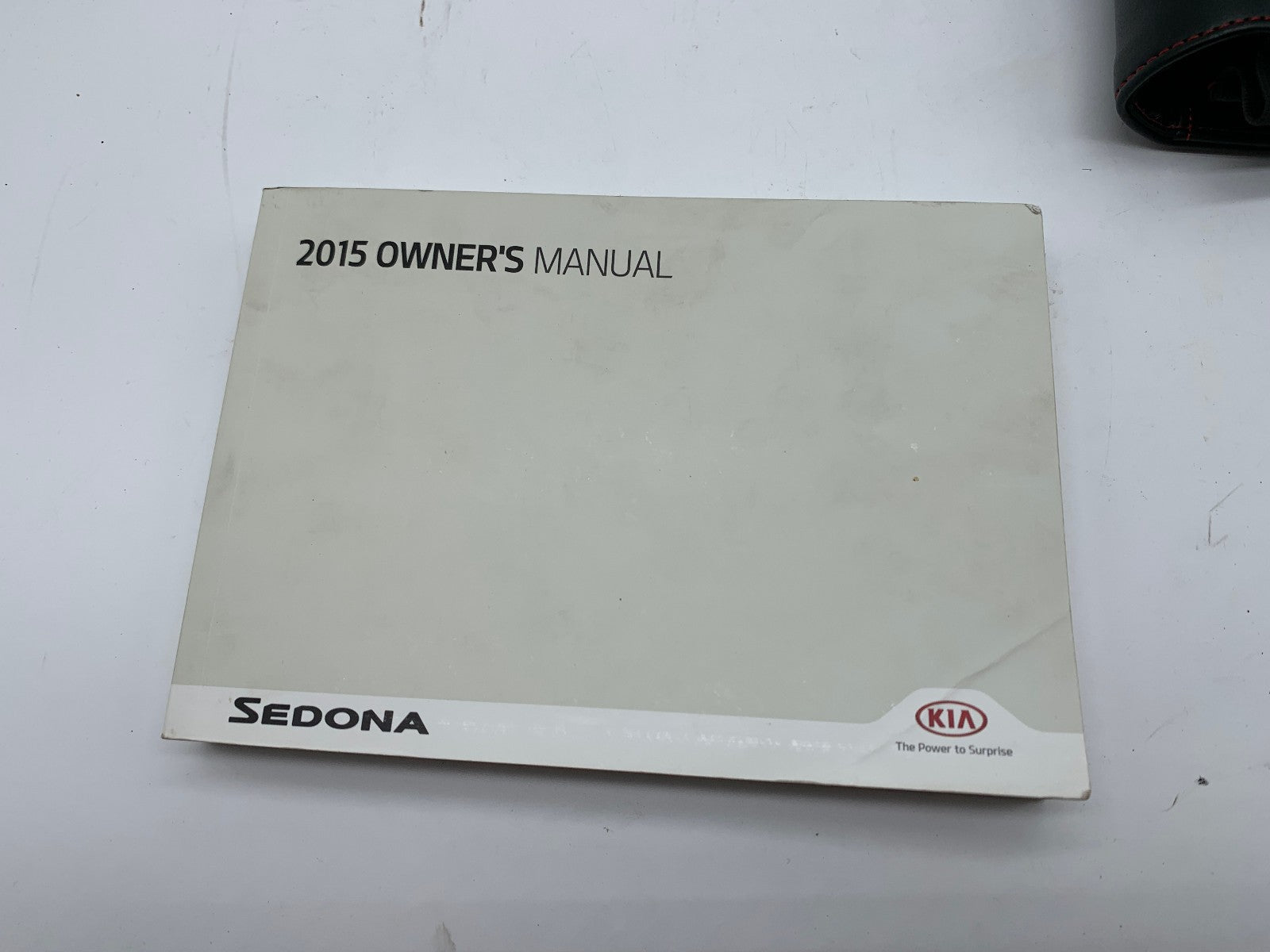 2015 Kia Sedona Owners Manual Set with Case OEM D03B38001