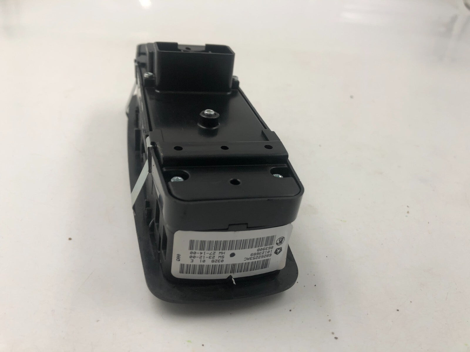 2015-2018 Chrysler 300 Master Power Window Switch OEM B01B18021