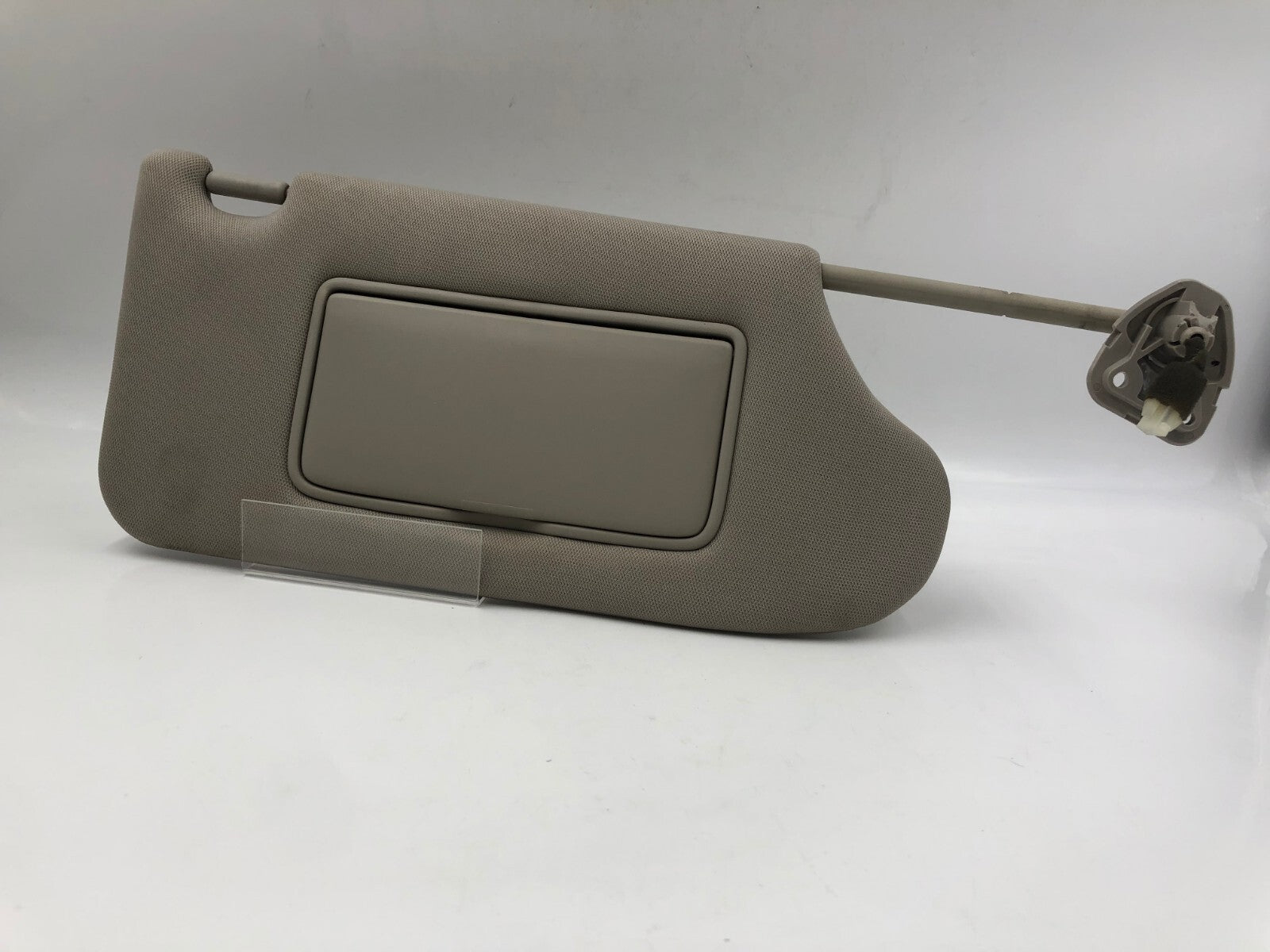 2013-2018 Nissan Altima Passenger Sun Visor Gray Illuminated OEM A03B09070