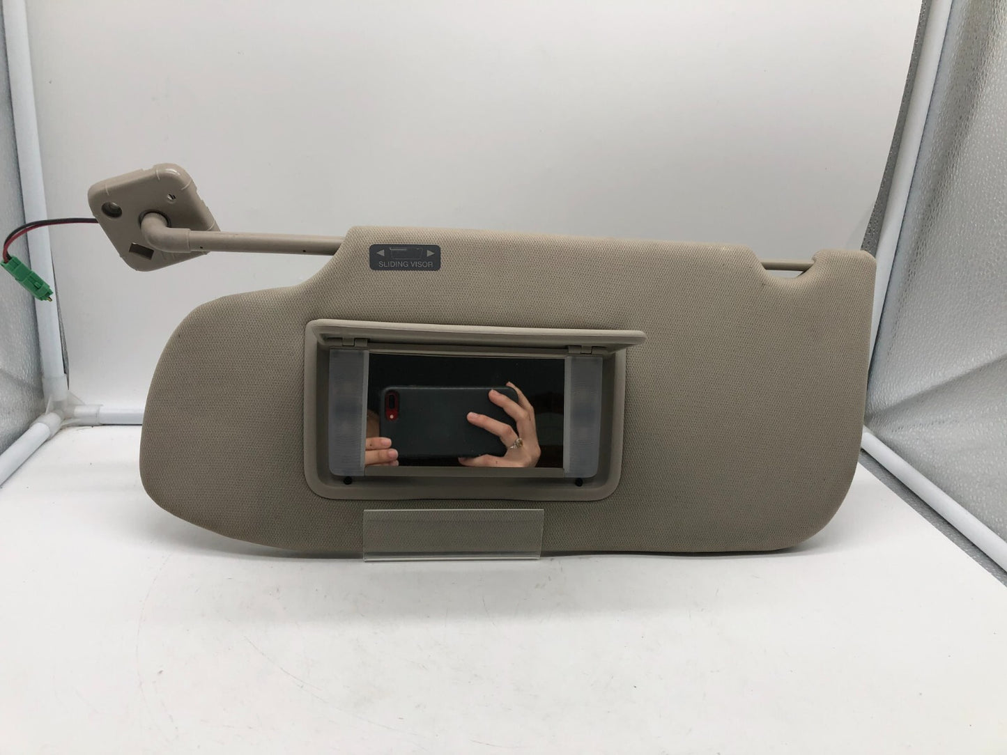 2010-2012 Ford Taurus Driver Sun Visor Gray Illuminated OEM B02B50027