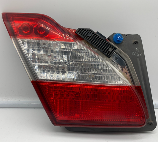 2011-2013 Infiniti M56 Driver Side Lid Mounted Tail Light Taillight B04B43001