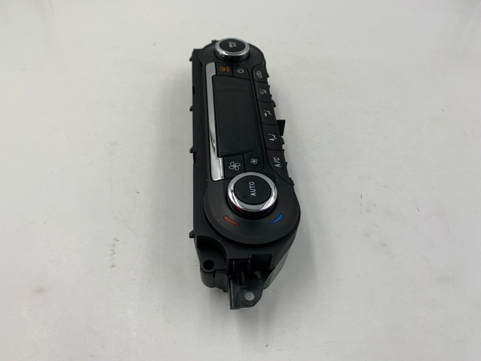 2013 Ford Escape AC Heater Climate Control Unit OEM C02B51041