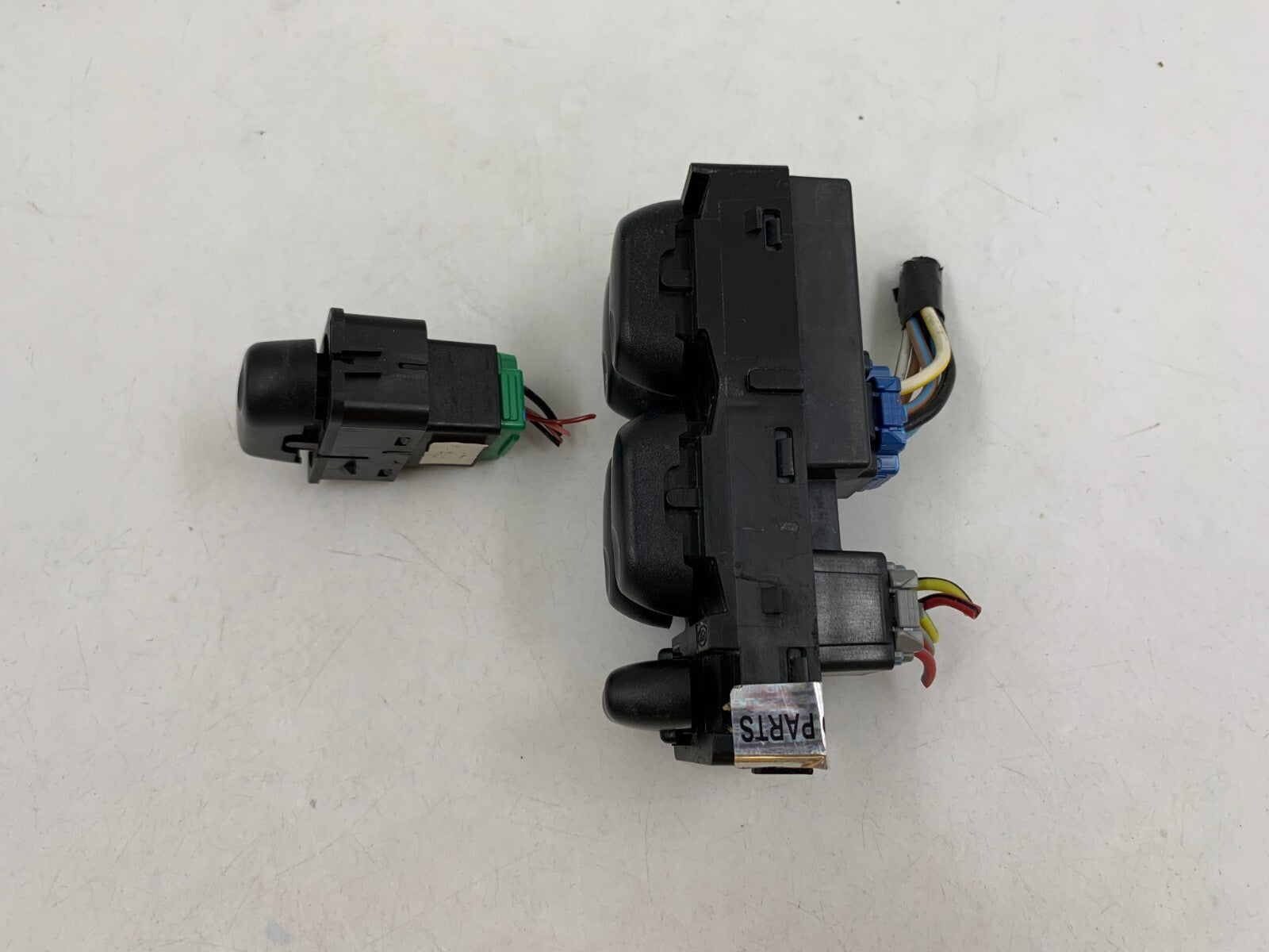 2005-2007 Mercury Mountaineer Master Power Window Switch OEM A03B49055