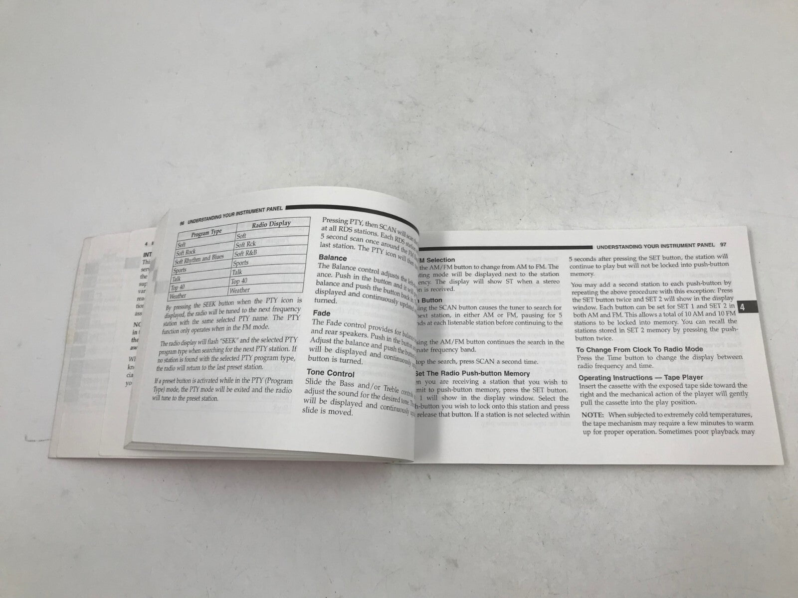 2006 Dodge Stratus Sedan Owners Manual OEM B01B01003
